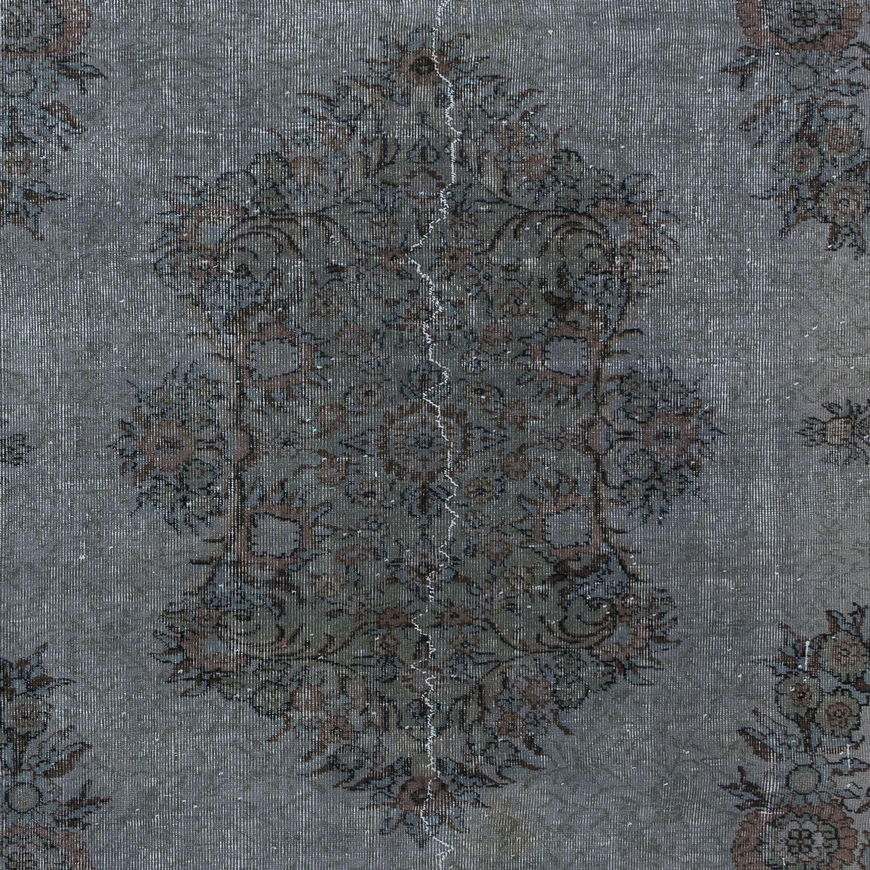 6.7x10 Ft Aubusson Inspired Gray Rug for Modern Interiors, Handmade in Turkey In Good Condition For Sale In Philadelphia, PA