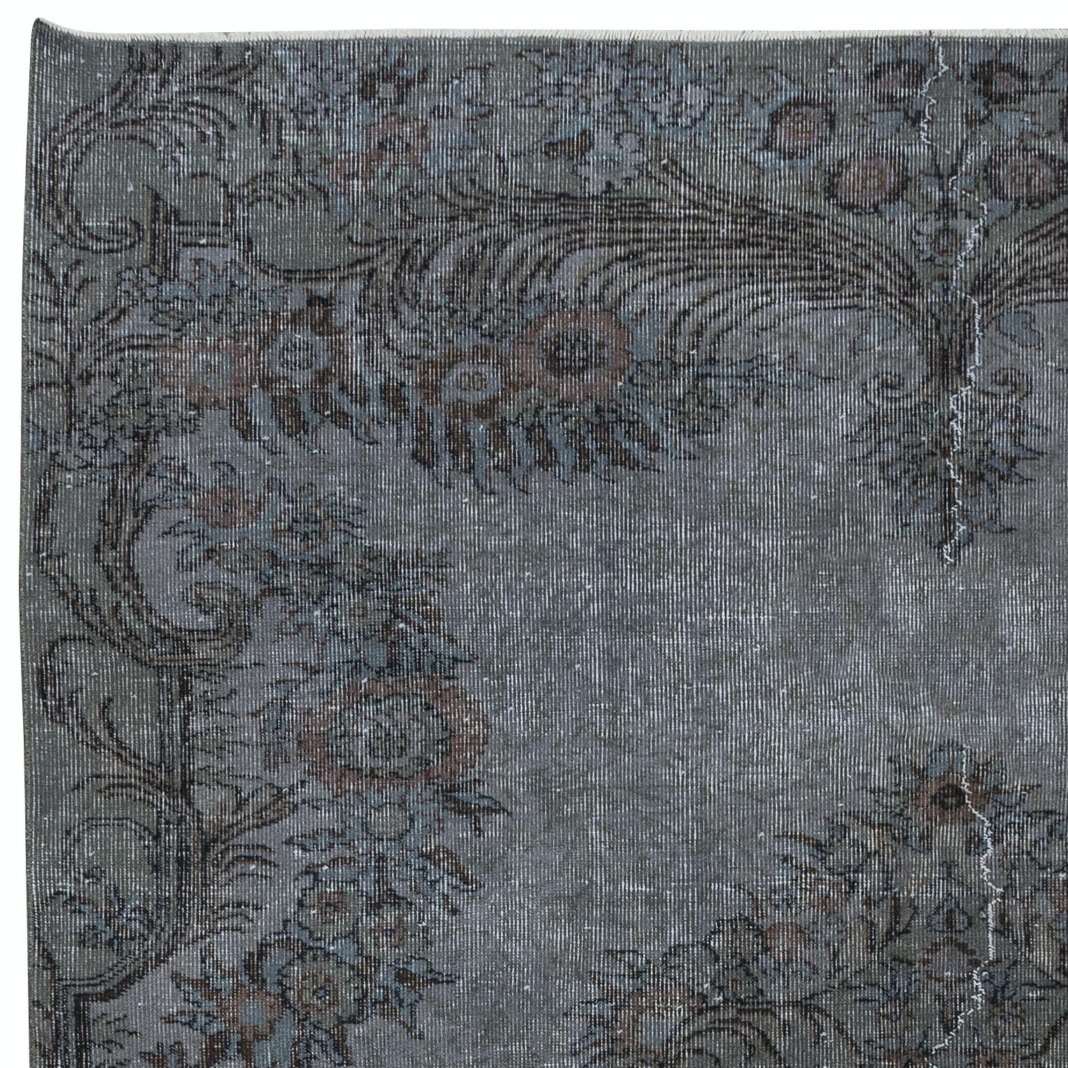 Hand-Woven 6.7x10 Ft Gray Color Wool Area Rug for Modern Interiors, Handmade in Turkey For Sale