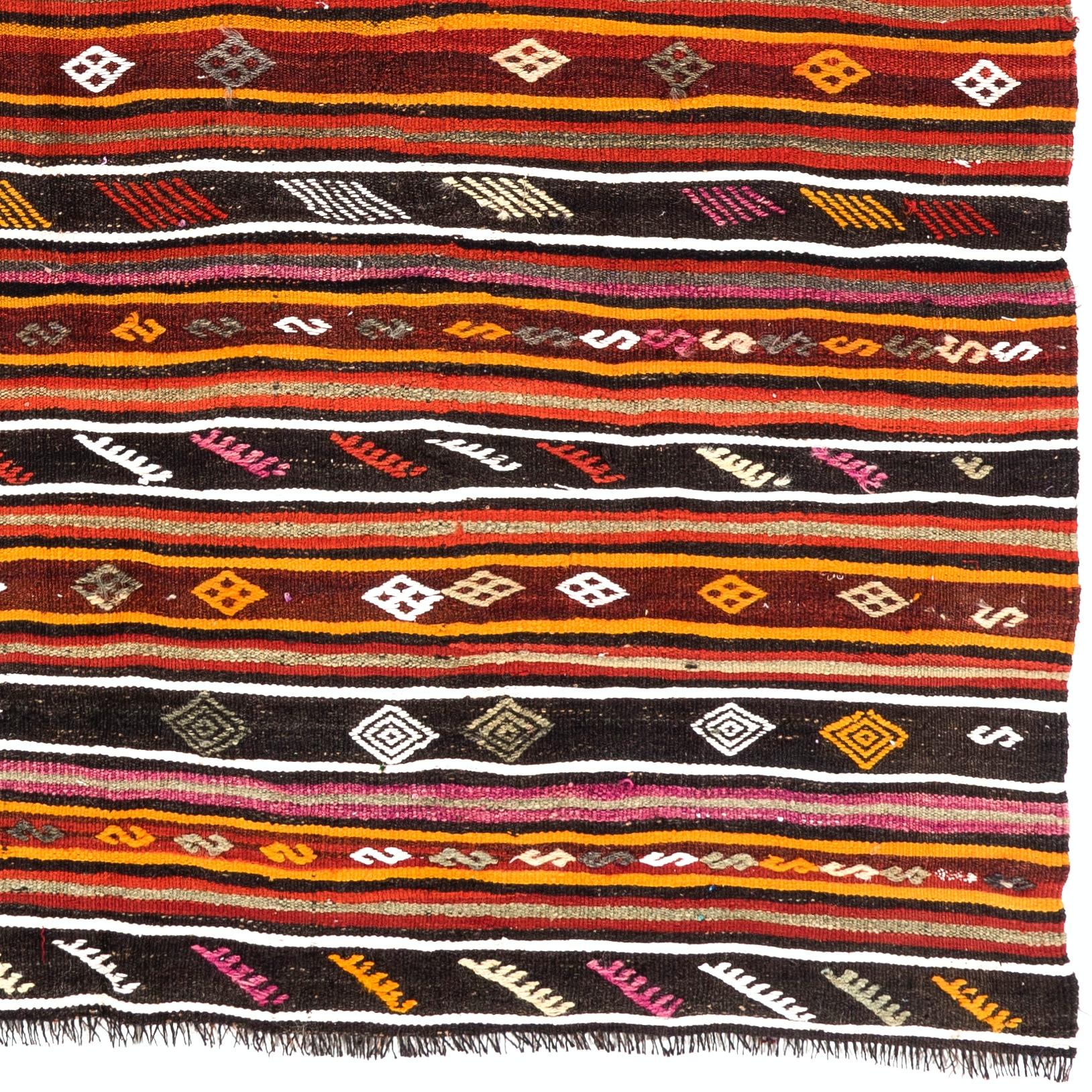 6.7x10 Ft Vintage Striped Kilim, Double Sided Flat-Weave Rug, Turkish Carpet In Excellent Condition For Sale In Spring Valley, NY