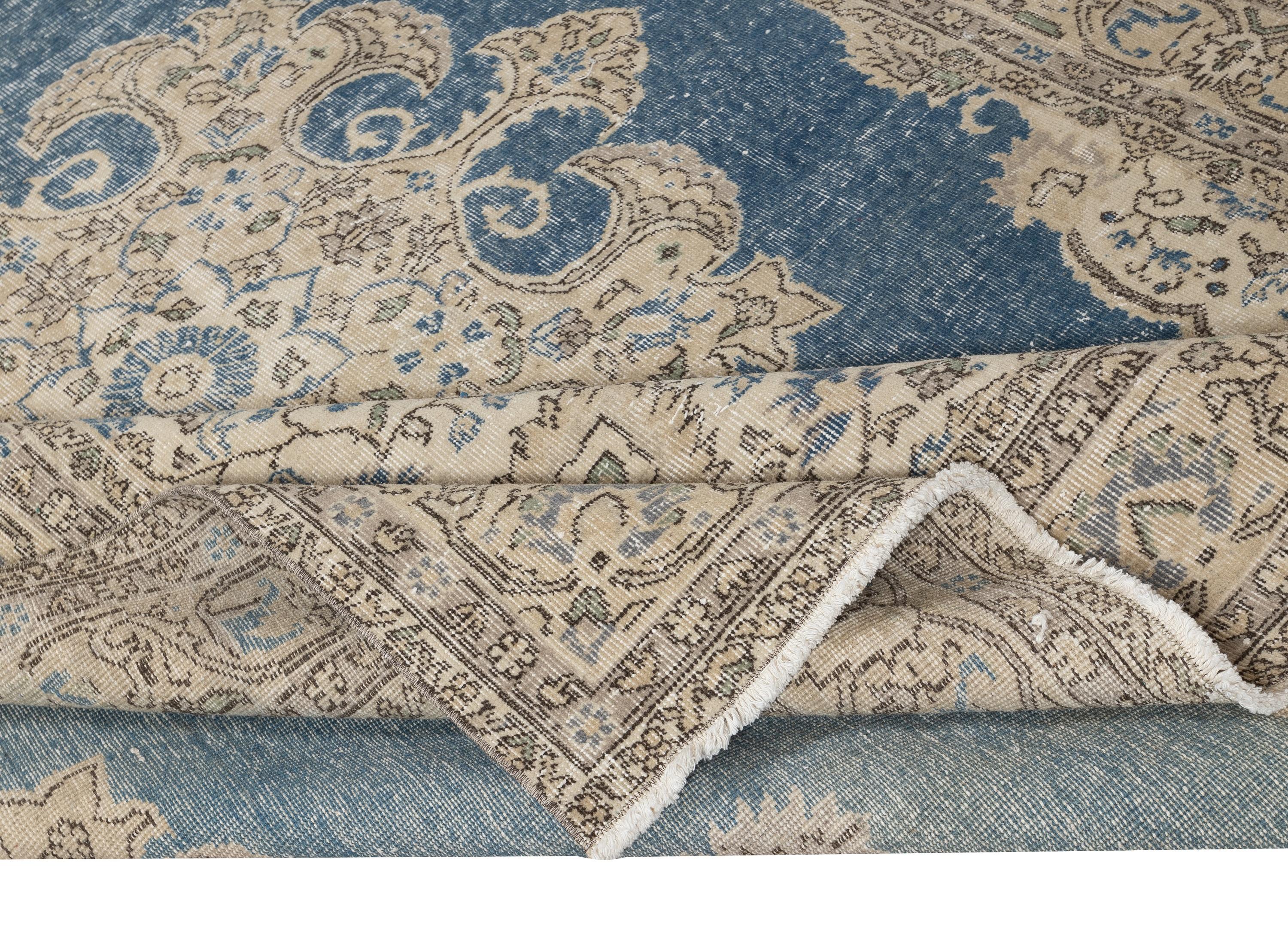 6.7x10 Ft Vintage Türkischer Teppich. Handgeknüpfter Wollteppich mit Medaillonmotiv (Rustikal) im Angebot