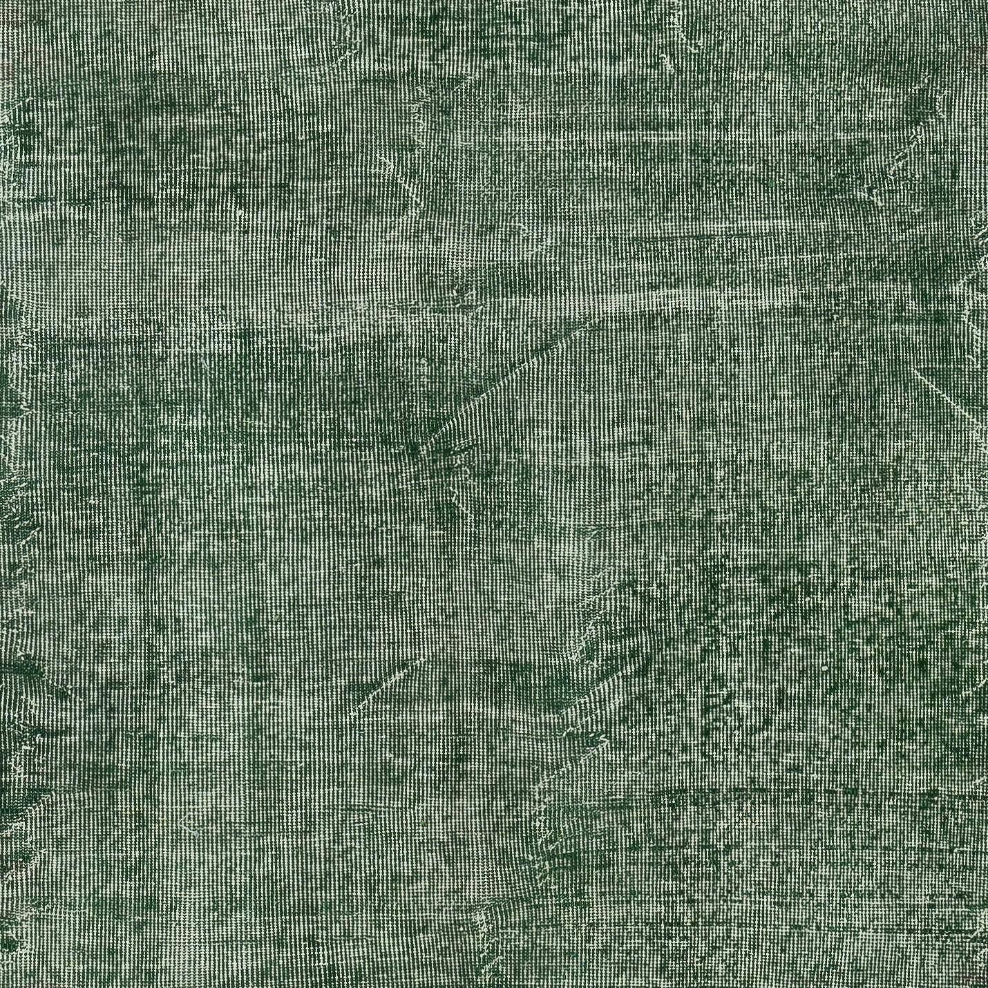 6.7x9.7 Ft Contemporary Handmade Low Pile Turkish Wool Area Rug in Green Color In Good Condition For Sale In Spring Valley, NY