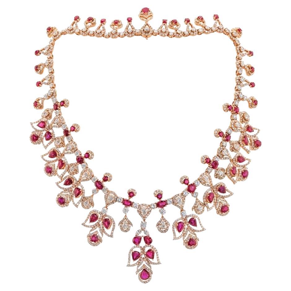 68 Carat Burma rubies and diamond Necklace 18k Yellow gold