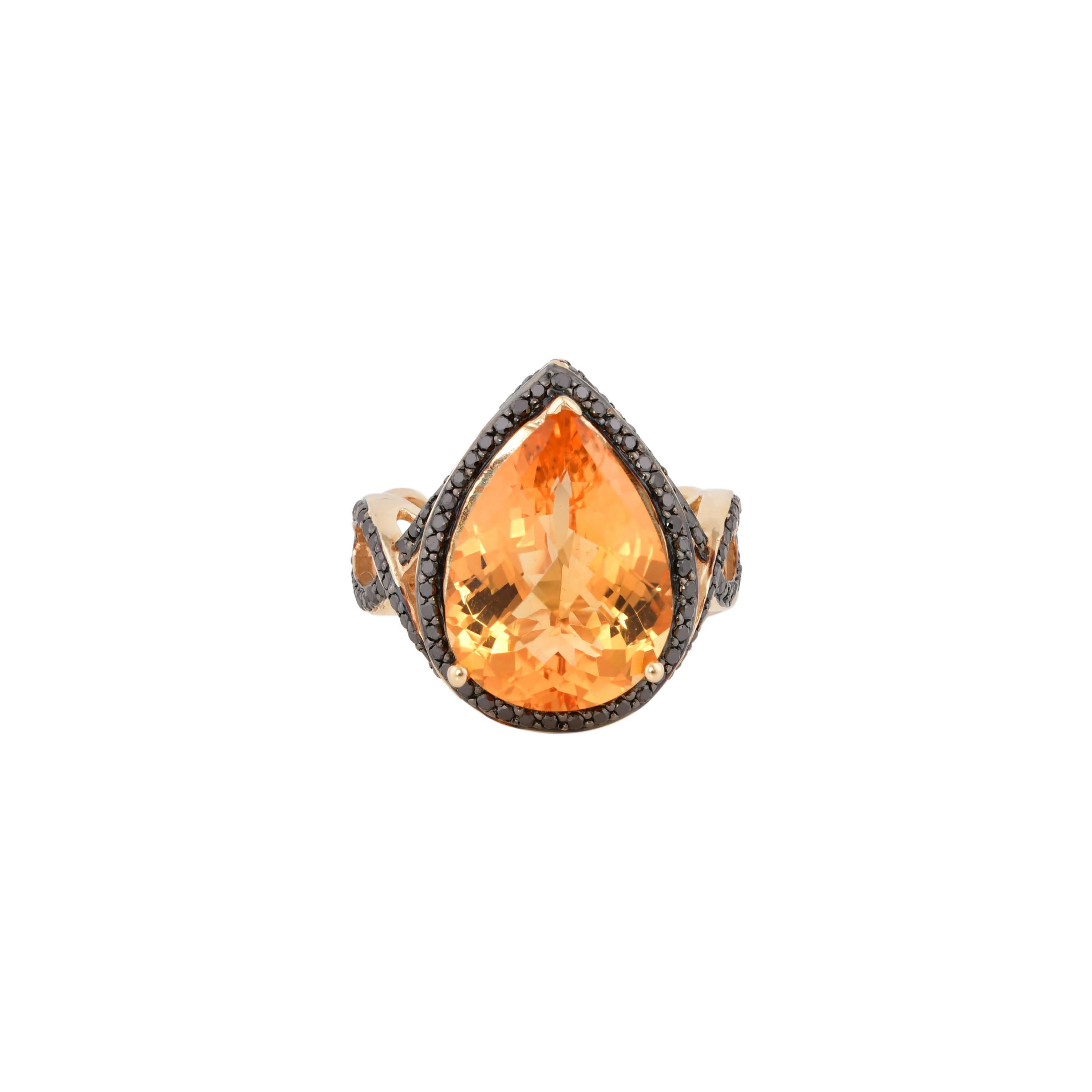 Pear Cut 6.8 Carat Citrine and Black Diamond Ring in 14 Karat Yellow Gold For Sale