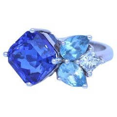 6,8 Karat Tansanit und Diamant Ring 14K Weißgold, Contemporary 2023
