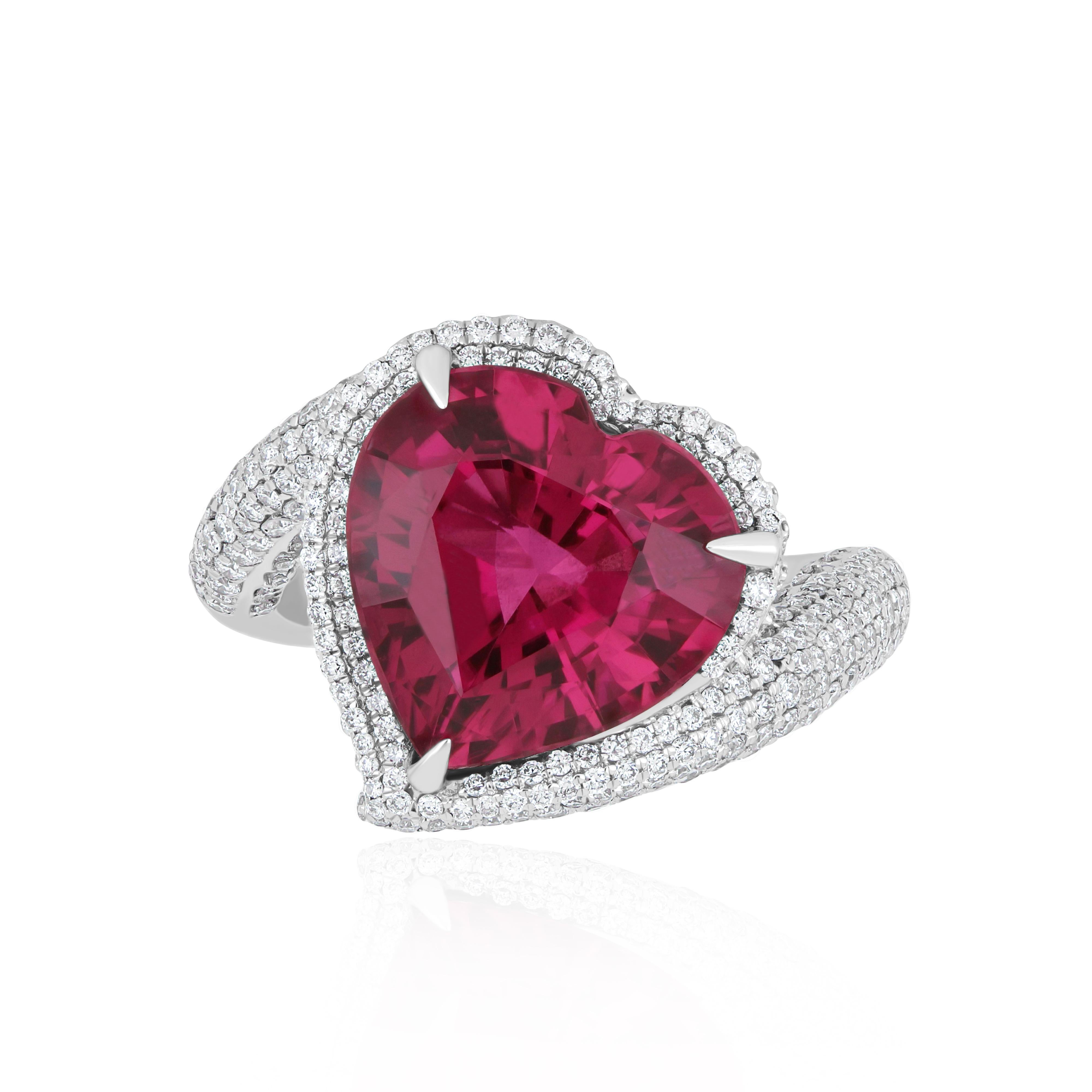 6.8 Carats Rubellite and Diamond Studded Ring in 18K White Gold Ring For Sale 1