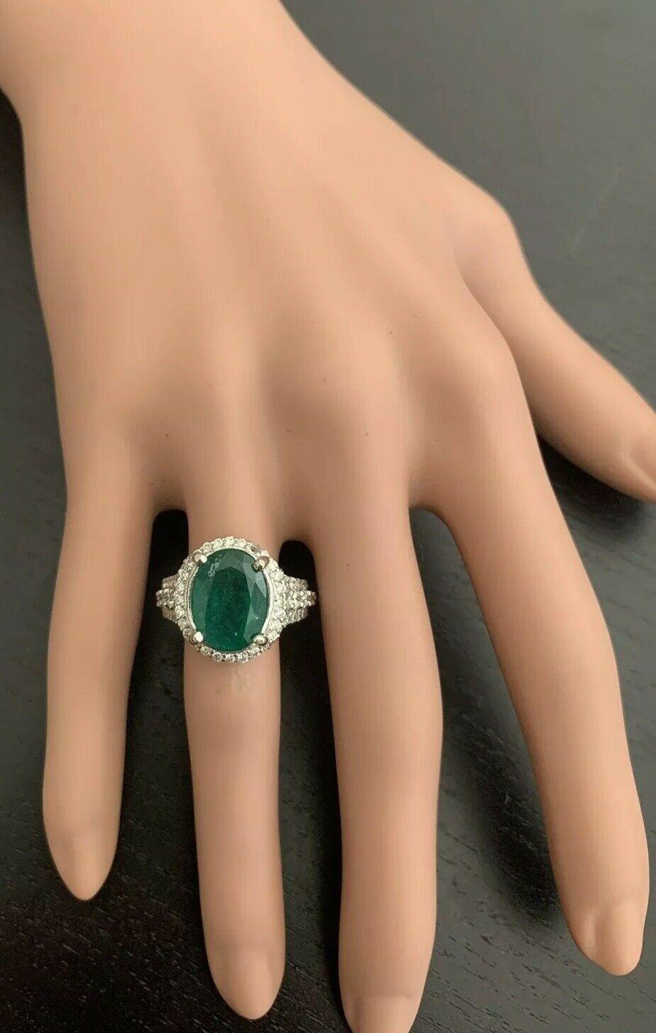 6.80 Carat Natural Emerald and Diamond 14 Karat Solid White Gold Ring For Sale 1
