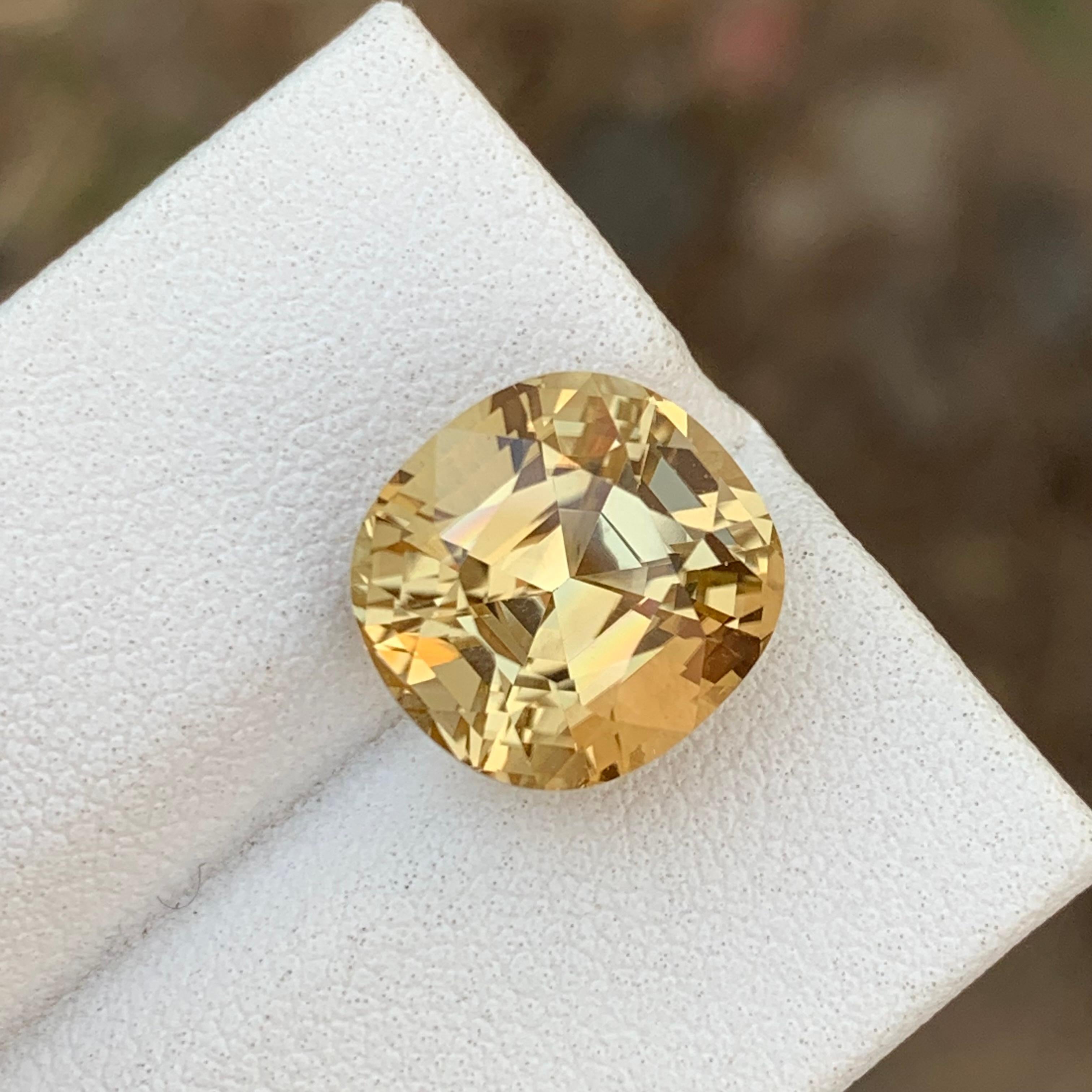 Bague en tourmaline jaune canari naturelle non traitée de 6,80 carats en vente 6