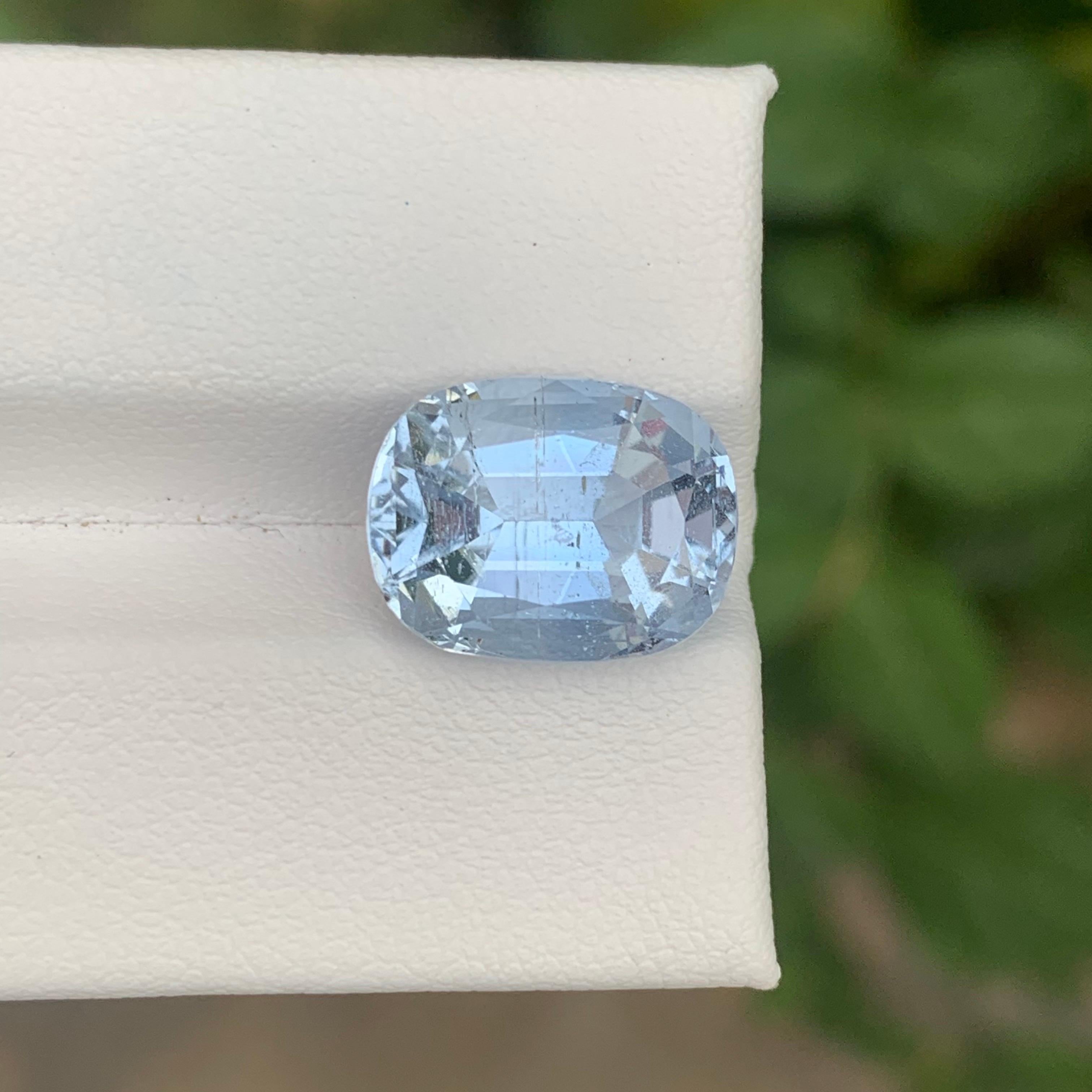6.80 Carat Natural Loose Goshenite Aquamarine Cushion Shape Gemstone For Sale 1