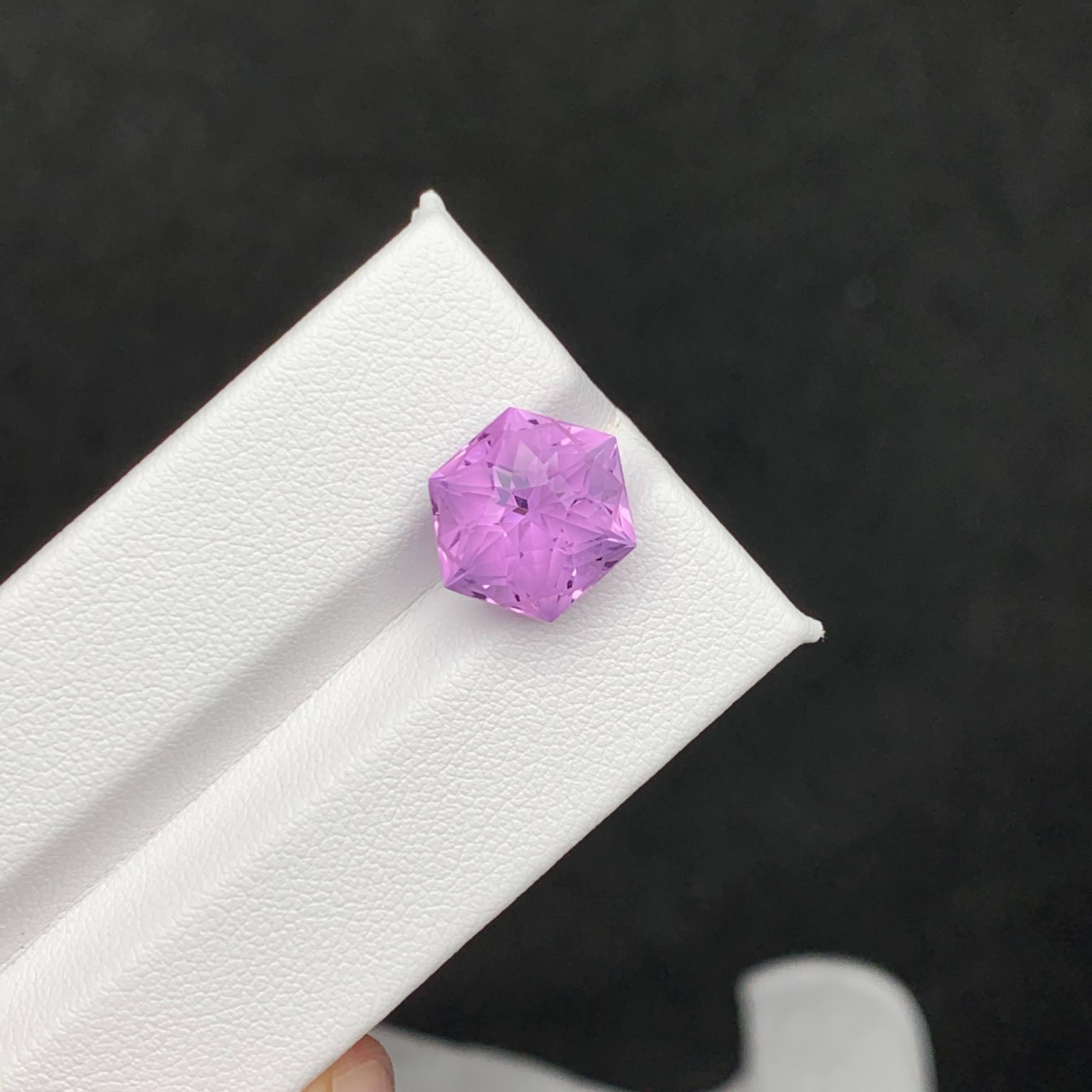 6.80 Carat Natural Loose Purple Amethyst Stone Hexagonal Cut African Gemstone (Améthyste violette en vrac, taille hexagonale) en vente 5