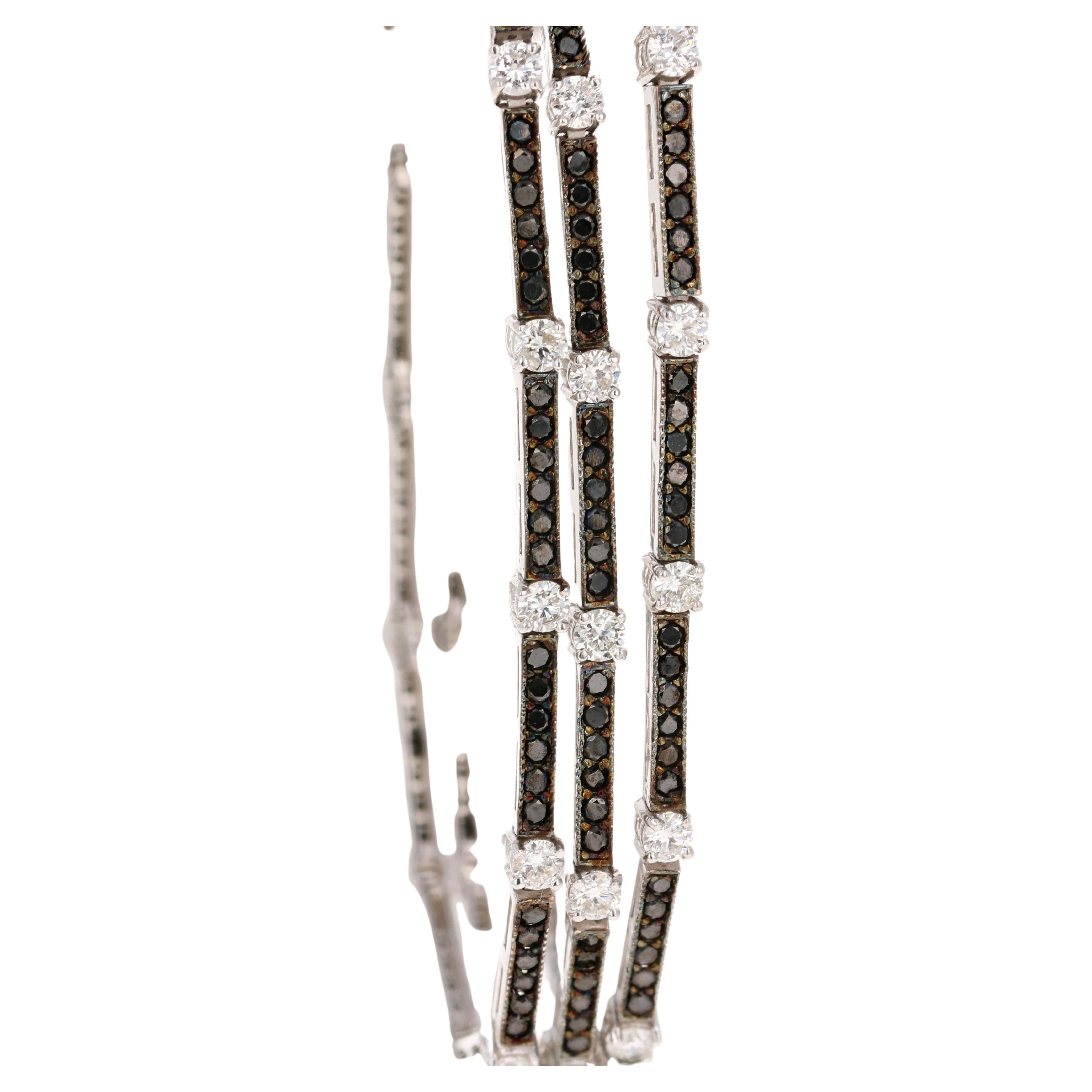 6.82 Carat Black Diamond White Diamond 14 Karat White Gold Bracelet