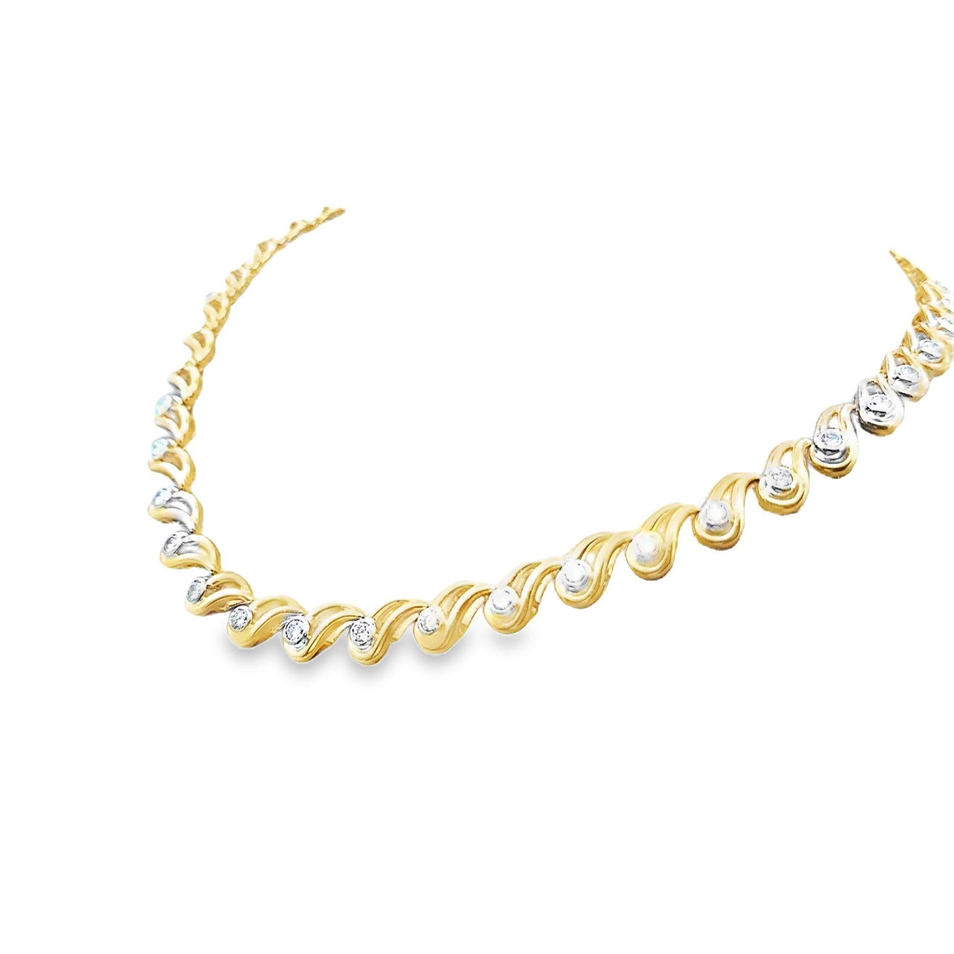 Taille ronde Collier en or jaune 18 carats avec diamants de 6,82 carats en vente