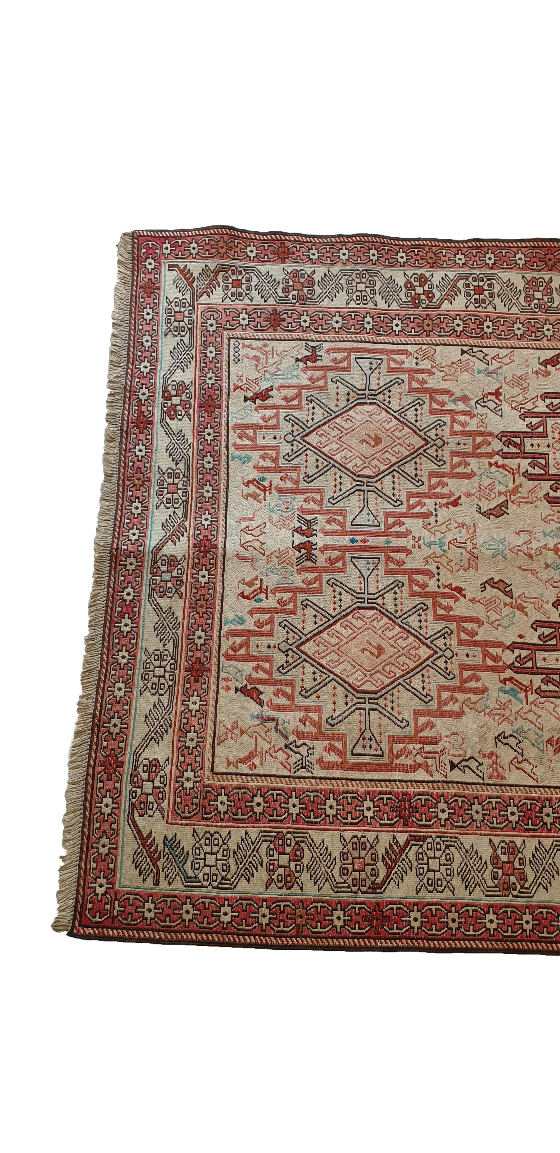 Caucasico 682 - Magnifico kilim ricamato in lana e seta proveniente dal Caucaso in vendita