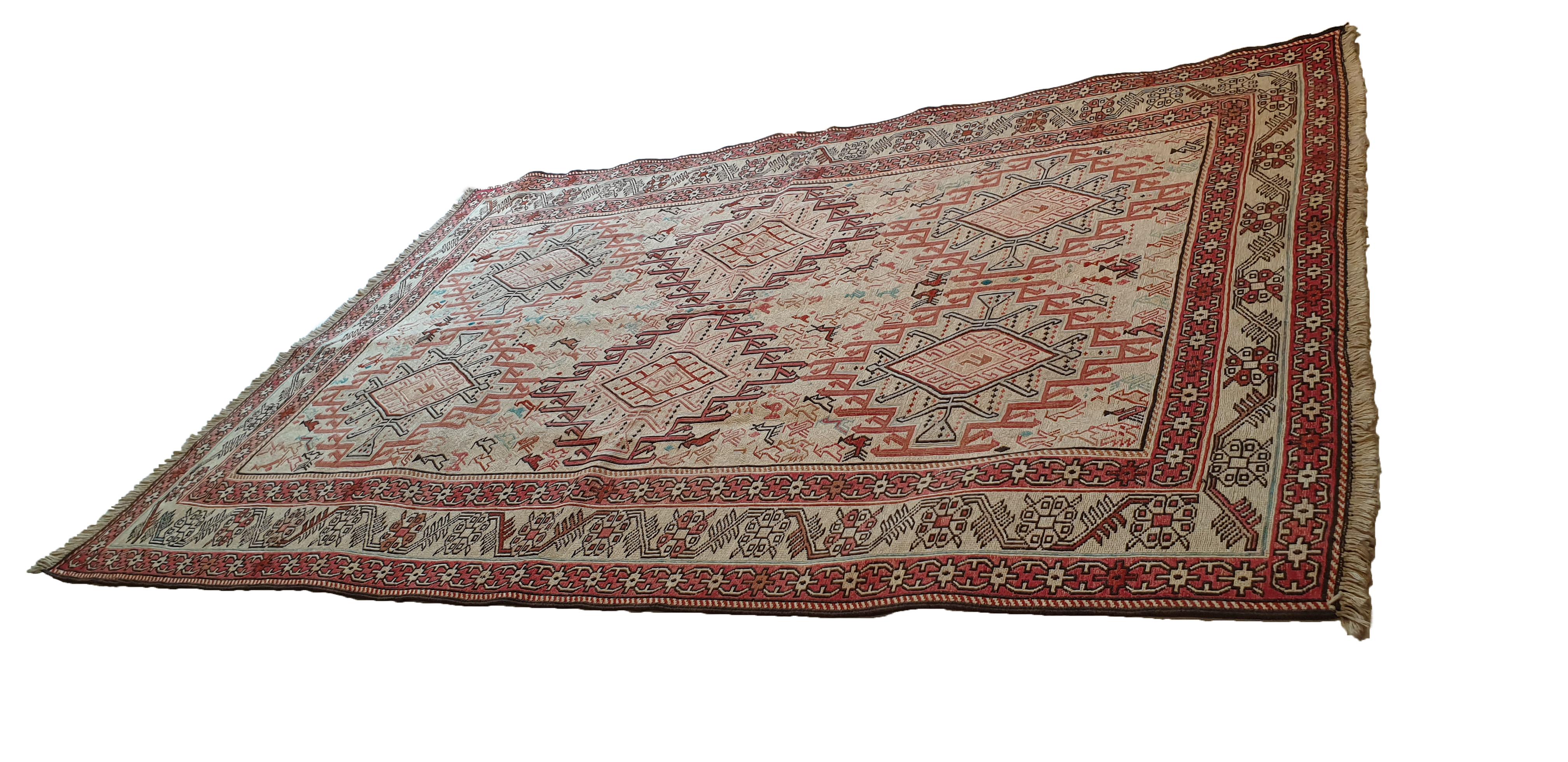 682 - Magnifico kilim ricamato in lana e seta proveniente dal Caucaso in vendita 1