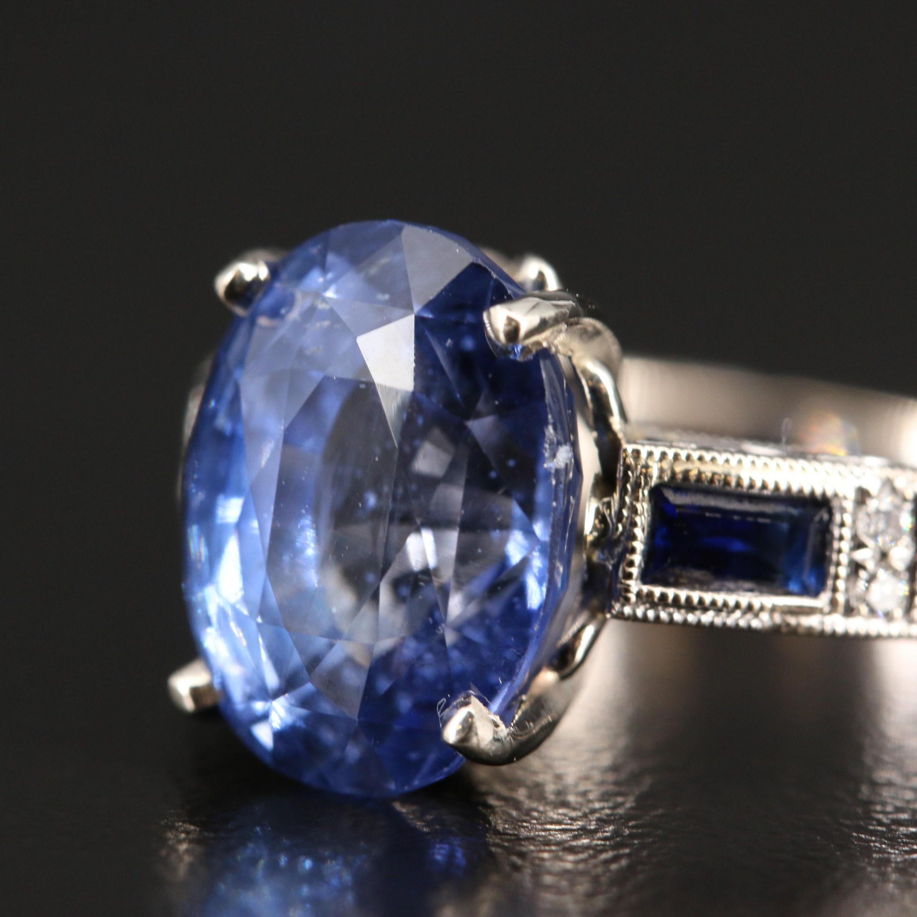 For Sale:  18K Gold 5 Carat Natural Sapphire and Diamond Modern Style Engagement Ring 2