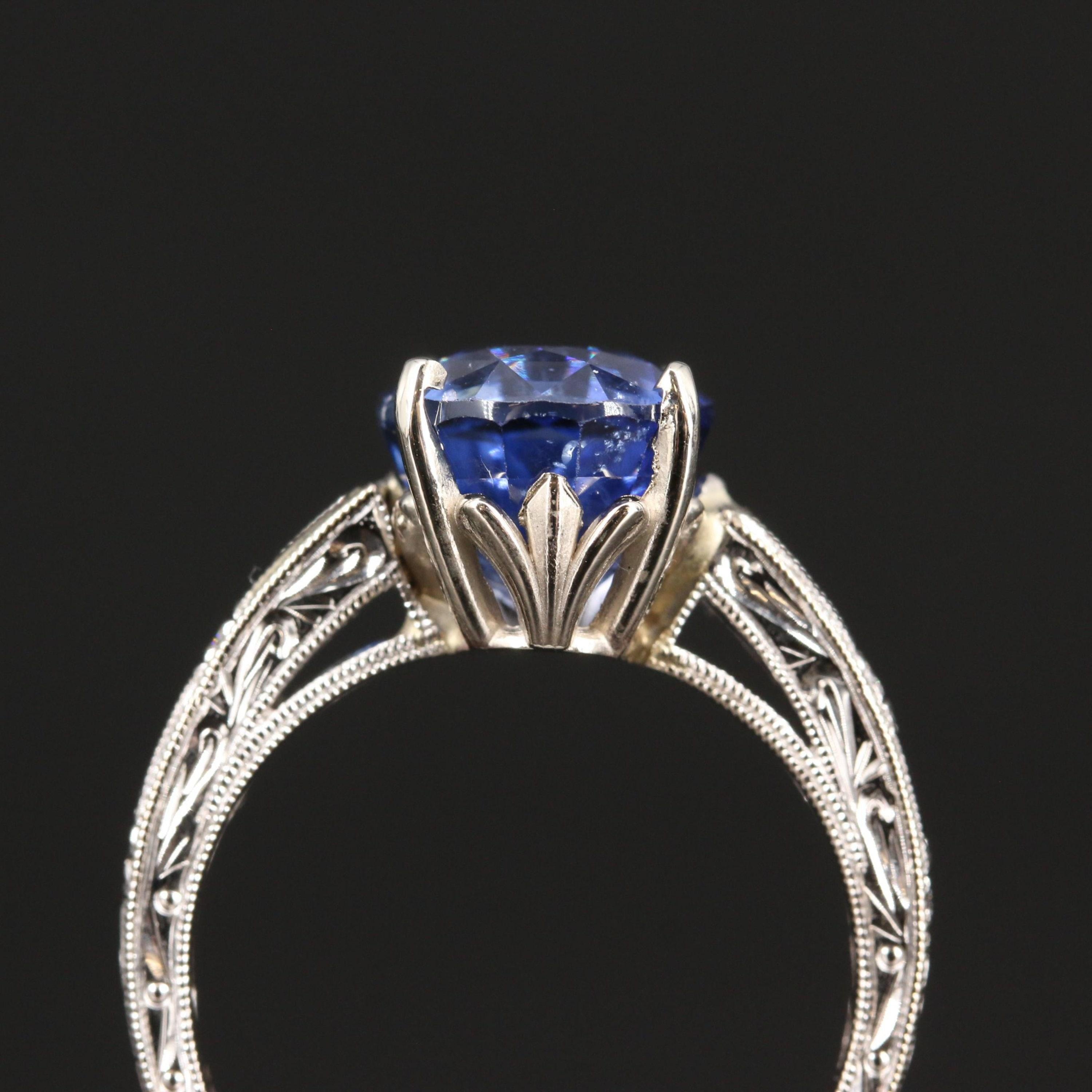 For Sale:  18K Gold 5 Carat Natural Sapphire and Diamond Modern Style Engagement Ring 7