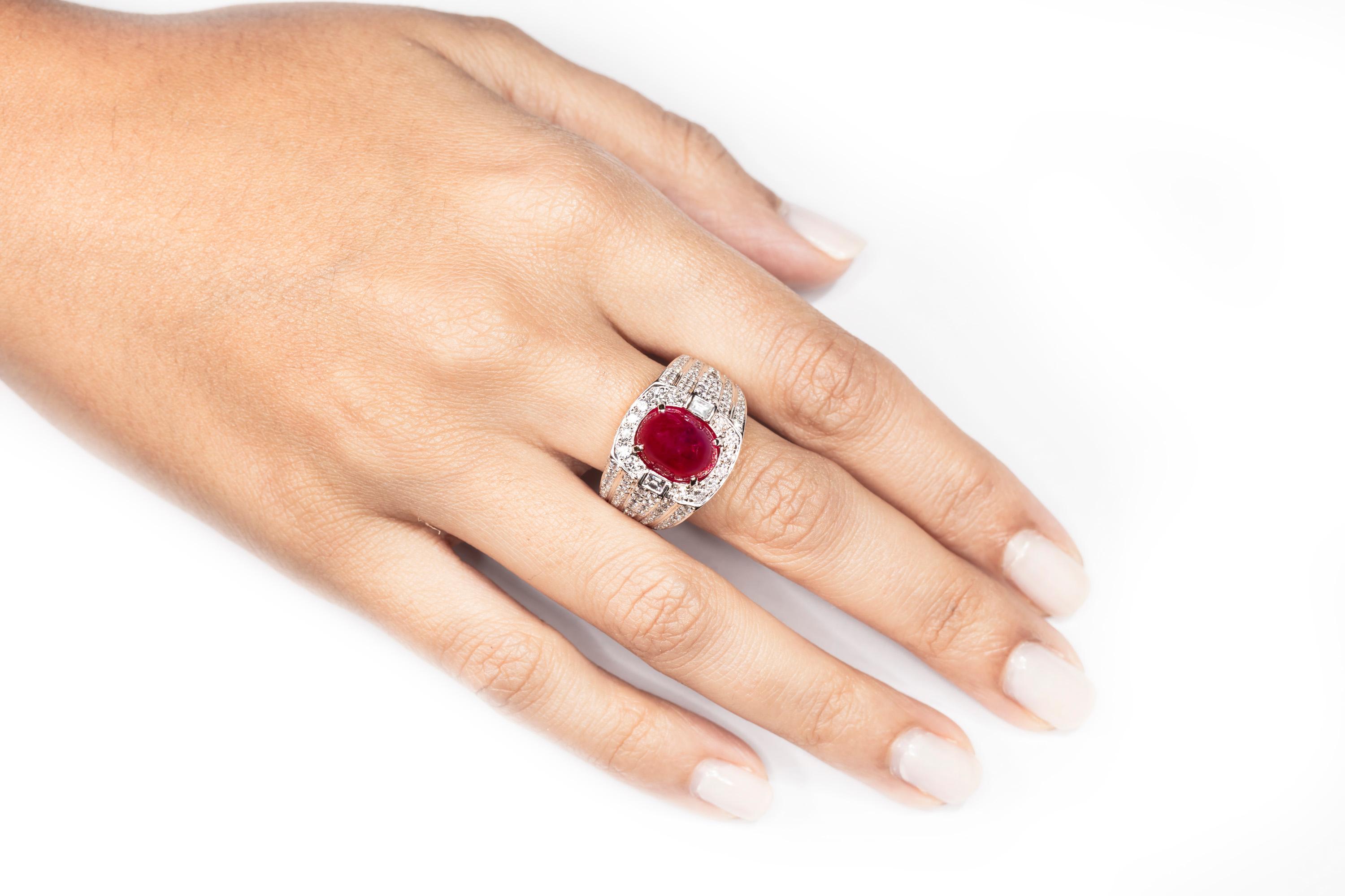 6.85 Carat Cabochon Ruby Diamond 18 Karat White Gold Cocktail Ring In New Condition For Sale In Hong Kong, Kowloon