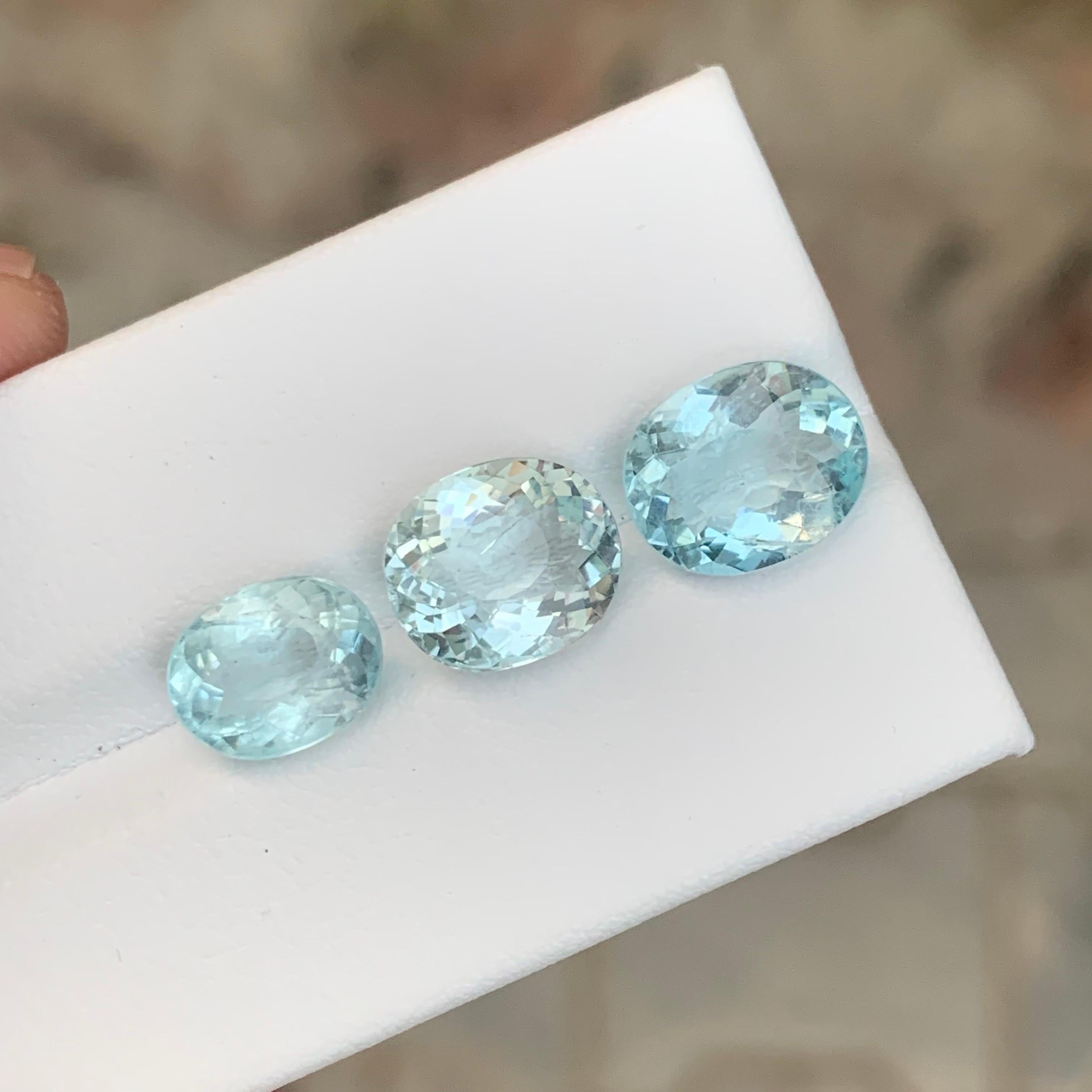 Juego de aguamarina suelta natural de 6,85 quilates procedente de una mina nigeriana en Nuevo estado para la venta en Peshawar, PK