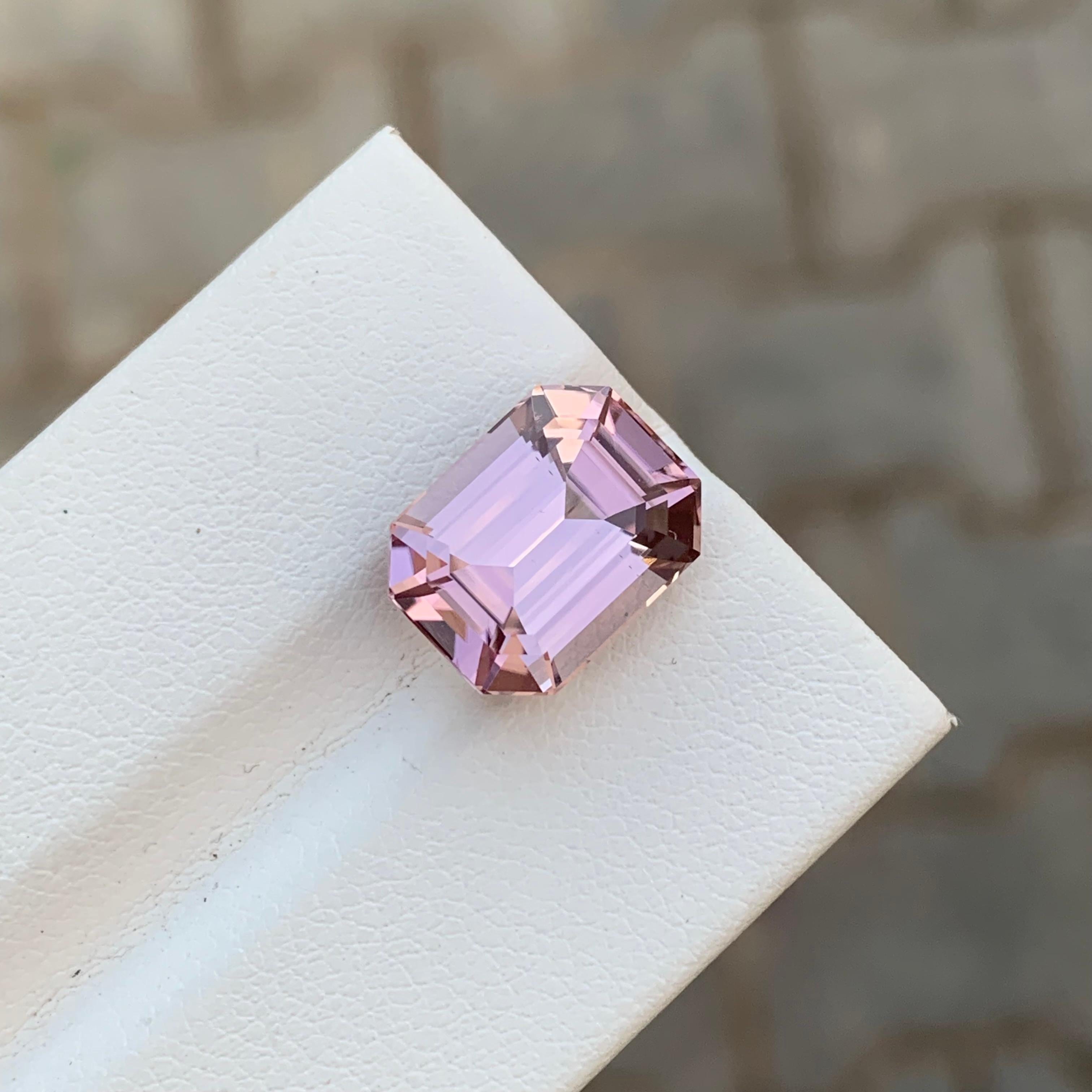 6,85 Karat Natürlicher loser heller lila Turmalin Smaragd Form Edelstein (Smaragdschliff) im Angebot