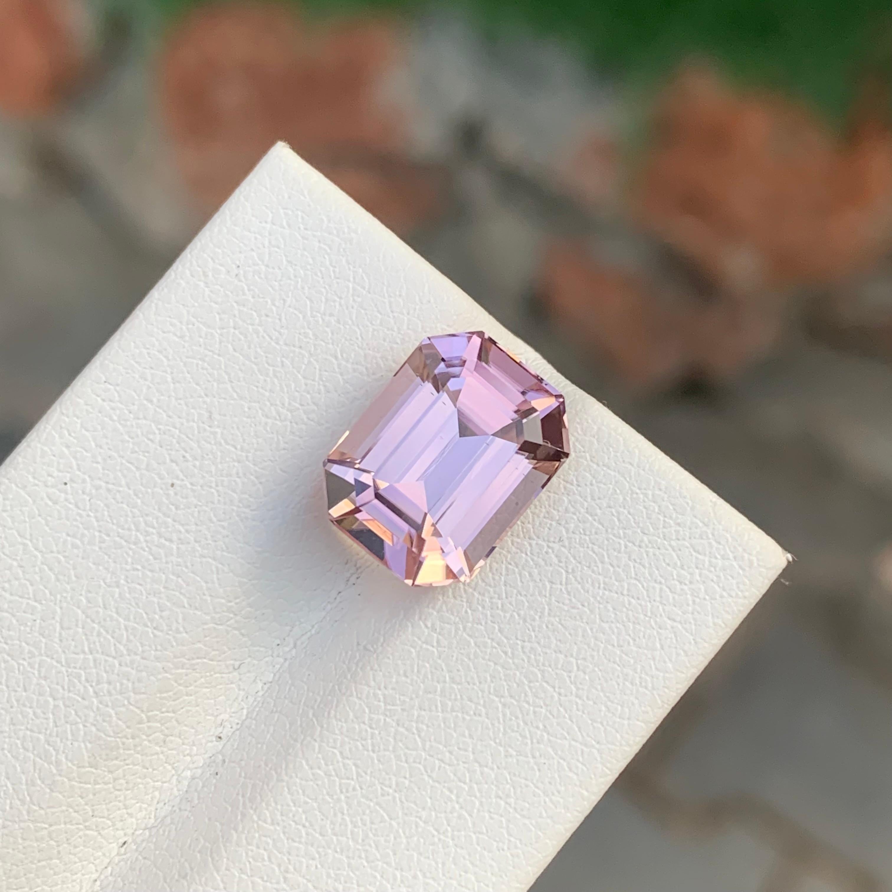 6,85 Karat Natürlicher loser heller lila Turmalin Smaragd Form Edelstein für Damen oder Herren im Angebot