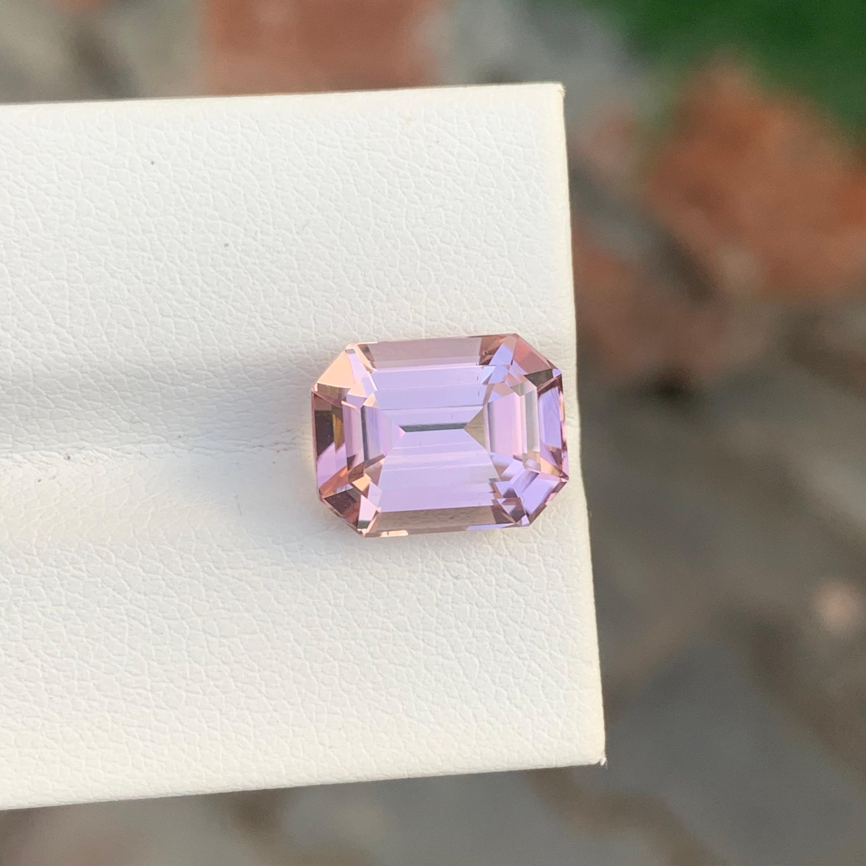 6,85 Karat Natürlicher loser heller lila Turmalin Smaragd Form Edelstein im Angebot 3