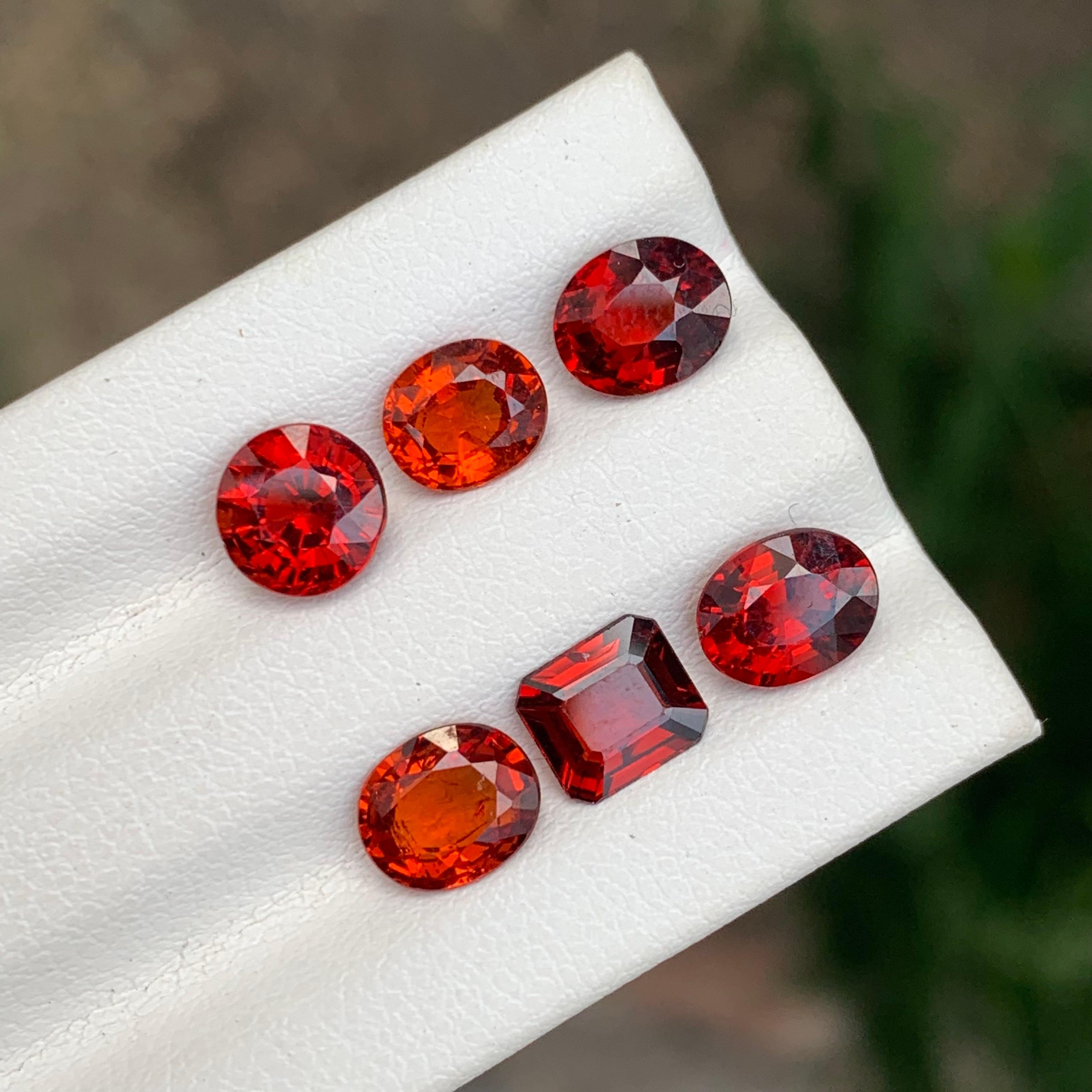 Mixed Cut 6.85 Carat Natural Loose Spessartine Garnet Lot For Jewellery Making For Sale