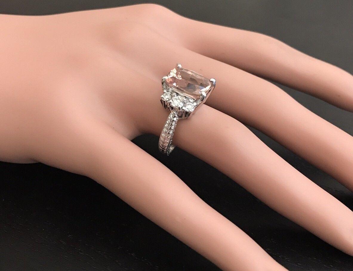 Exquisita Morganita Natural de 6,65 Quilates y Diamante Anillo de Oro Macizo de 14 Kilates en venta 1