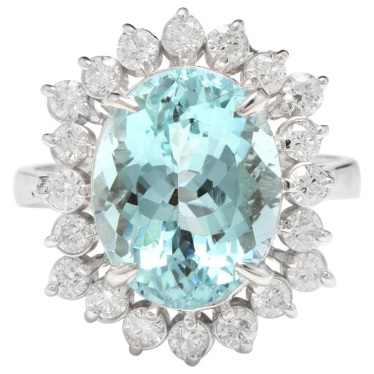 6.85 Carat Impressive Natural Aquamarine and Diamond 14 Karat White Gold Ring For Sale