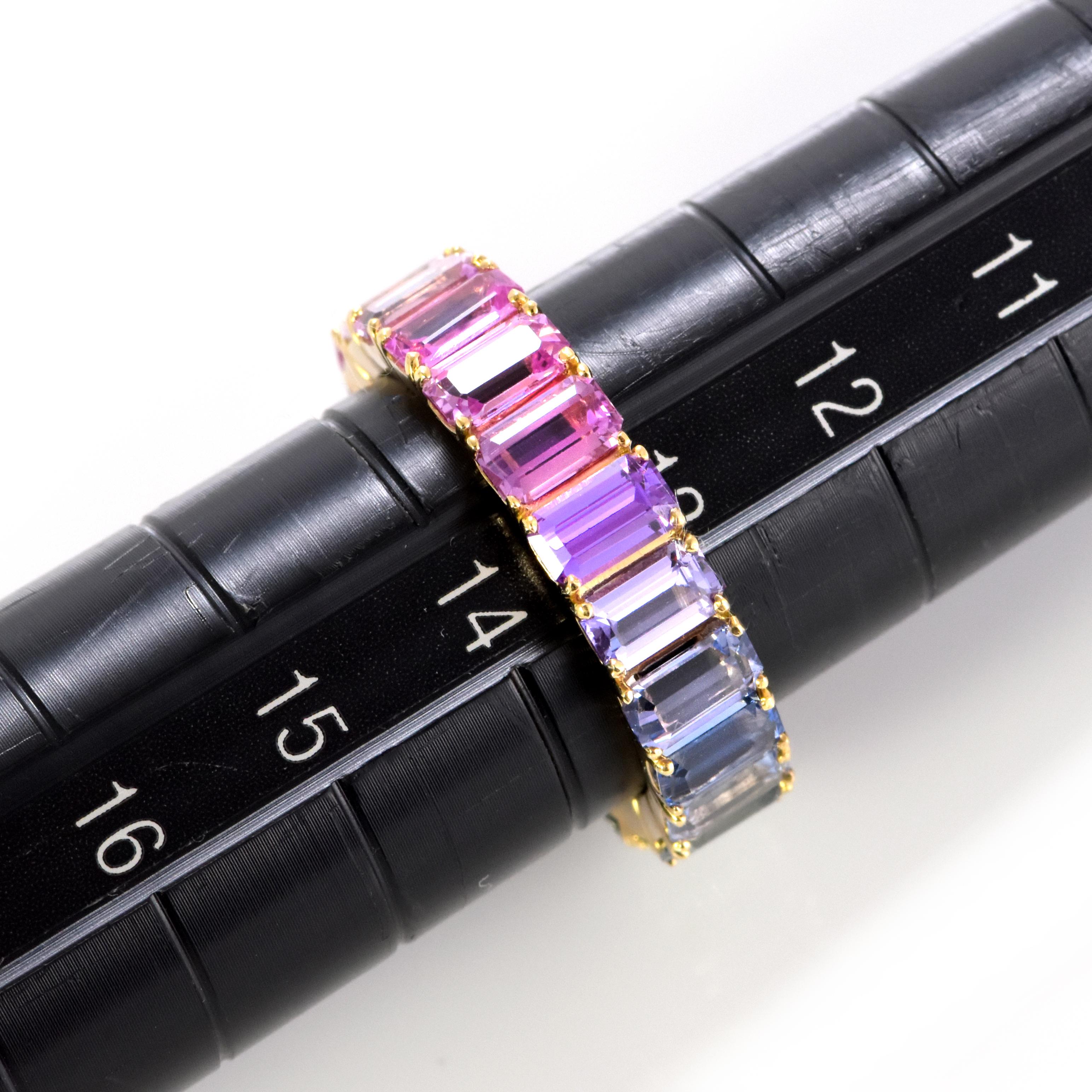 6.86 Carats Unheated Multi-Color Sapphires Full Eternity Ring Made in 18K Gold in vendita 5