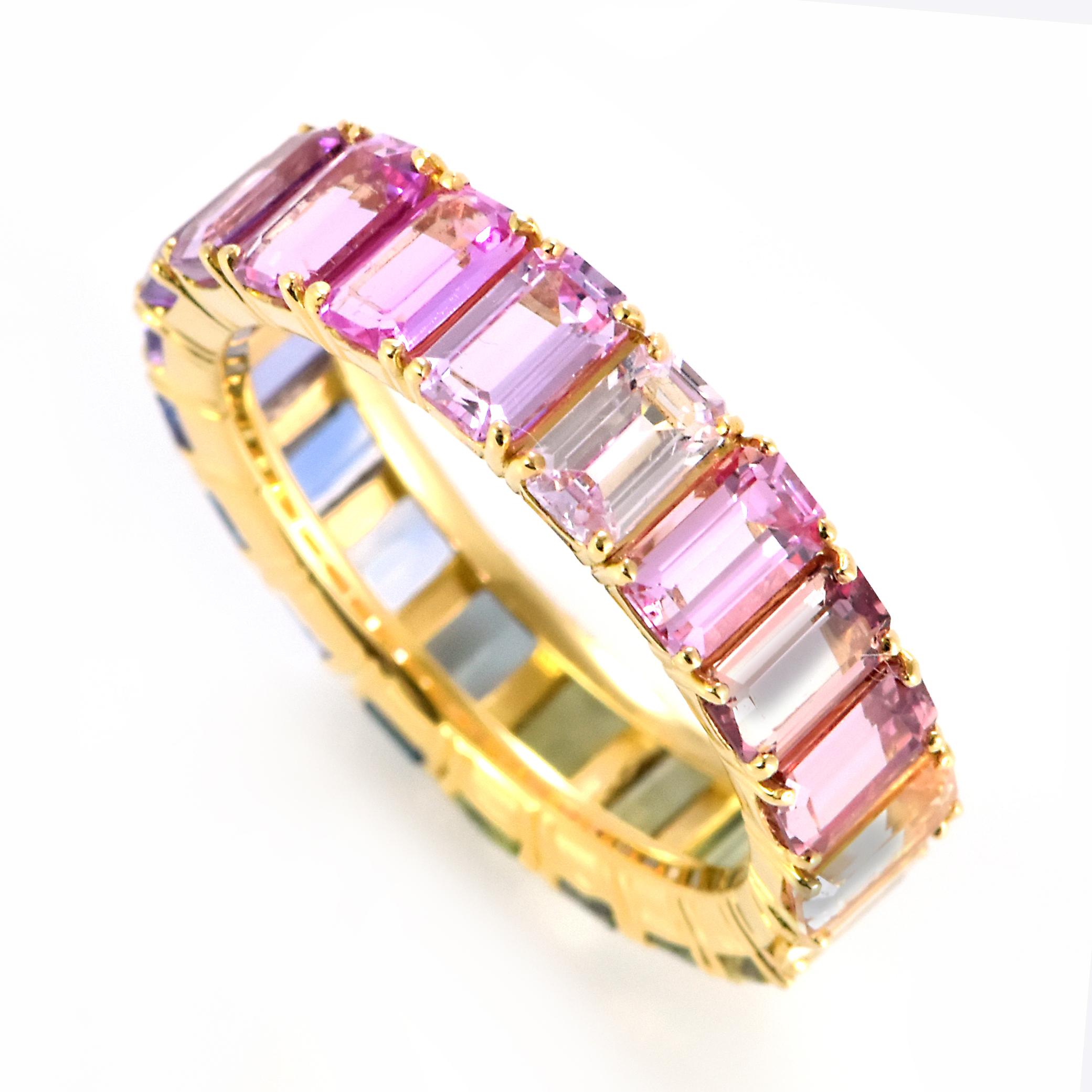 6.86 Carats Unheated Multi-Color Sapphires Full Eternity Ring Made in 18K Gold in vendita 3