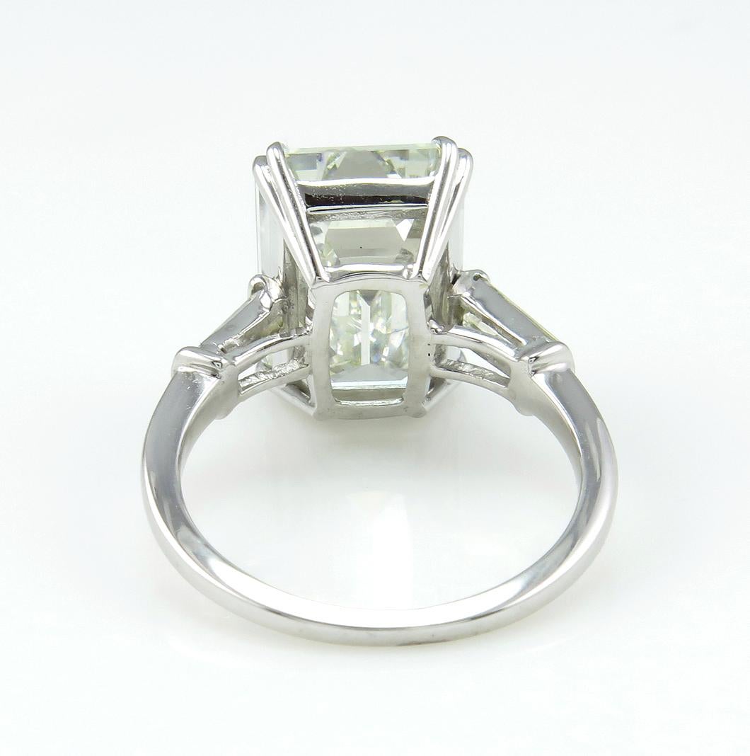 6.87 Carat Vintage Emerald Cut Diamond Wedding Platinum Ring EGL, USA In Good Condition In New York, NY