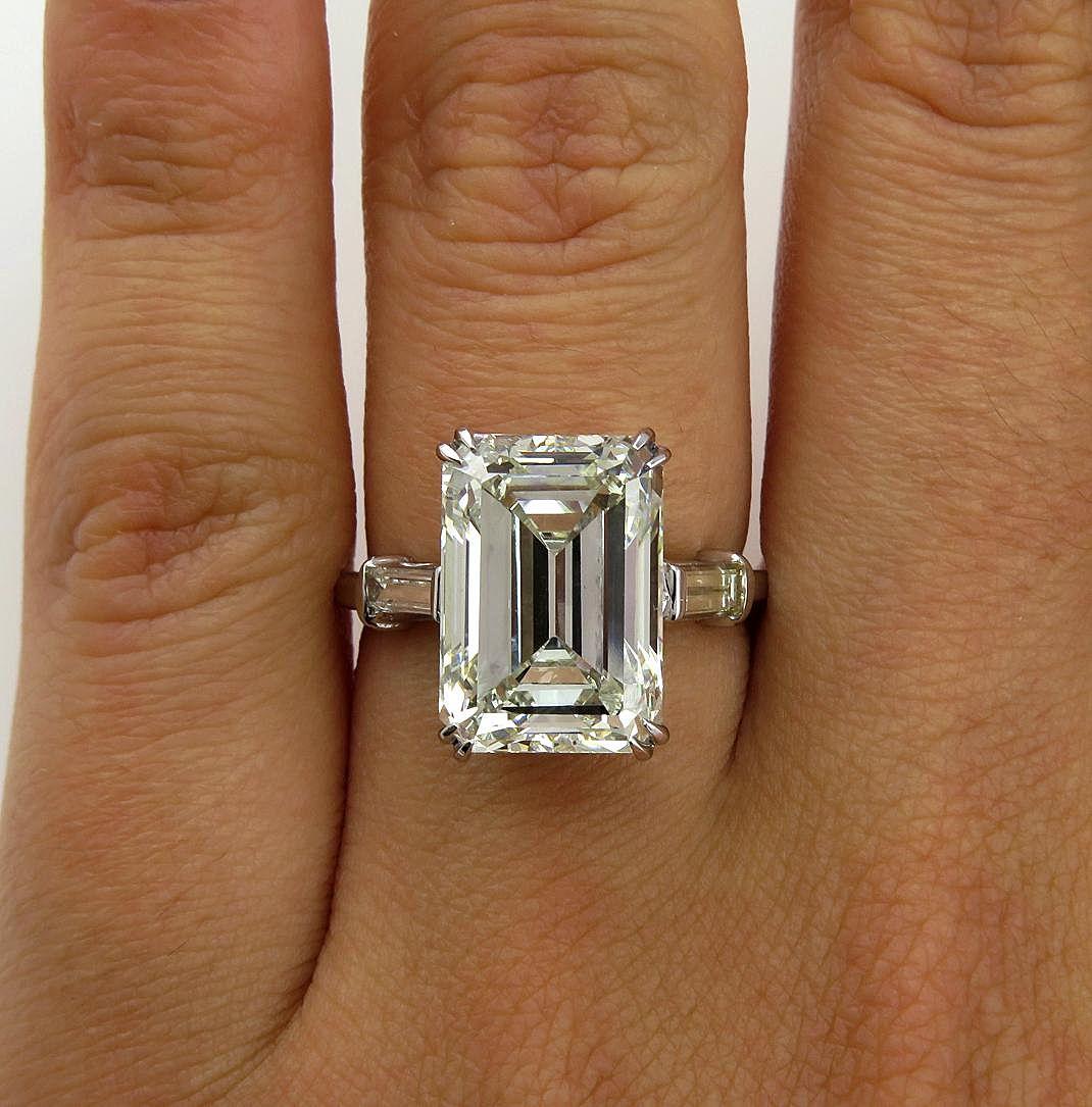 6.87 Carat Vintage Emerald Cut Diamond Wedding Platinum Ring EGL, USA 1