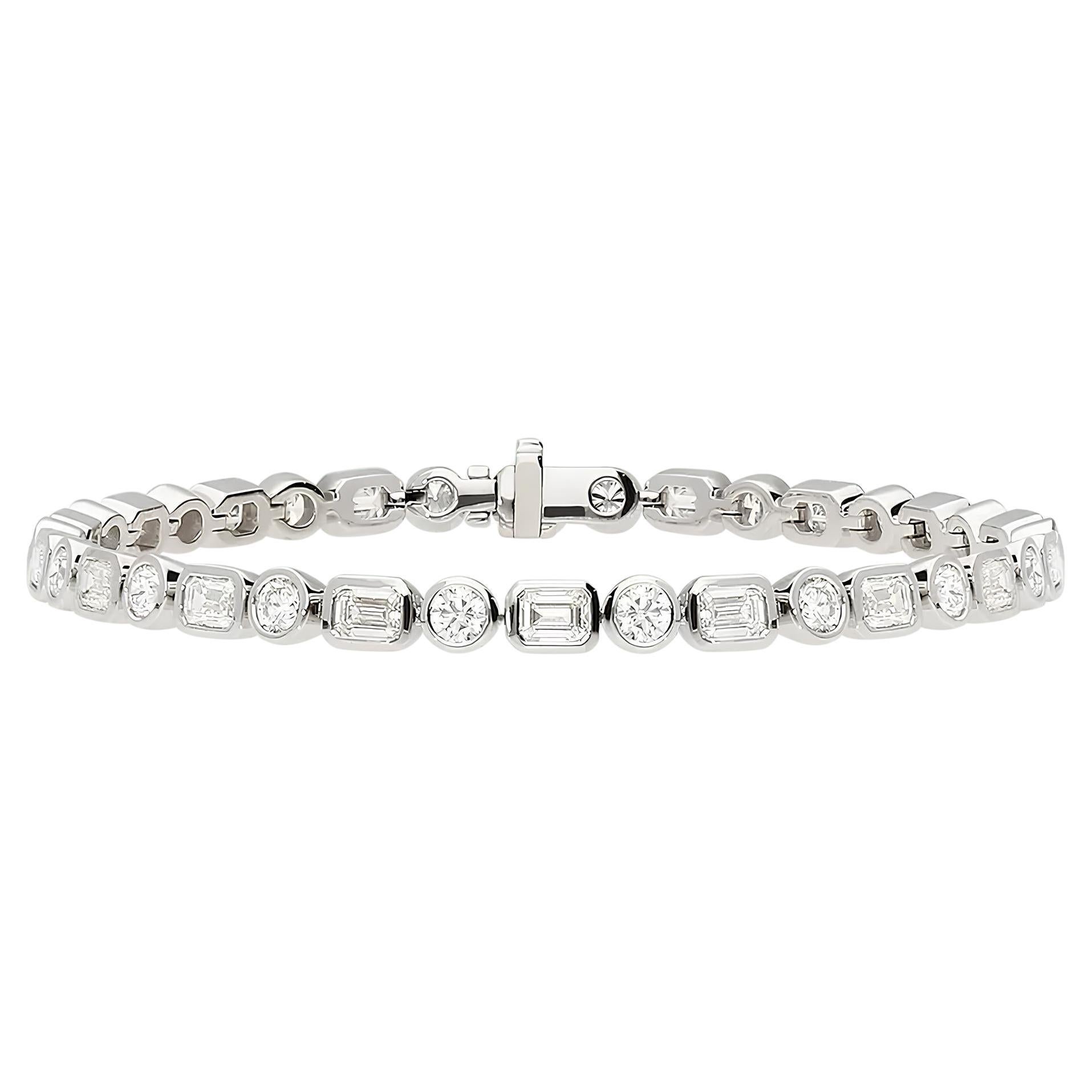 Pulsera de diamantes de 6,88 quilates en oro blanco de 18 quilates Corte esmeralda en venta