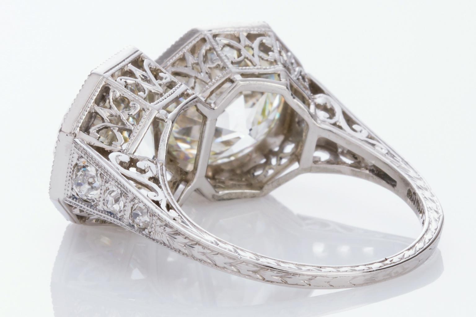 Women's 6.88 Carat Old European Brilliant Cut Diamond Edwardian Platinum Toi et Moi Ring