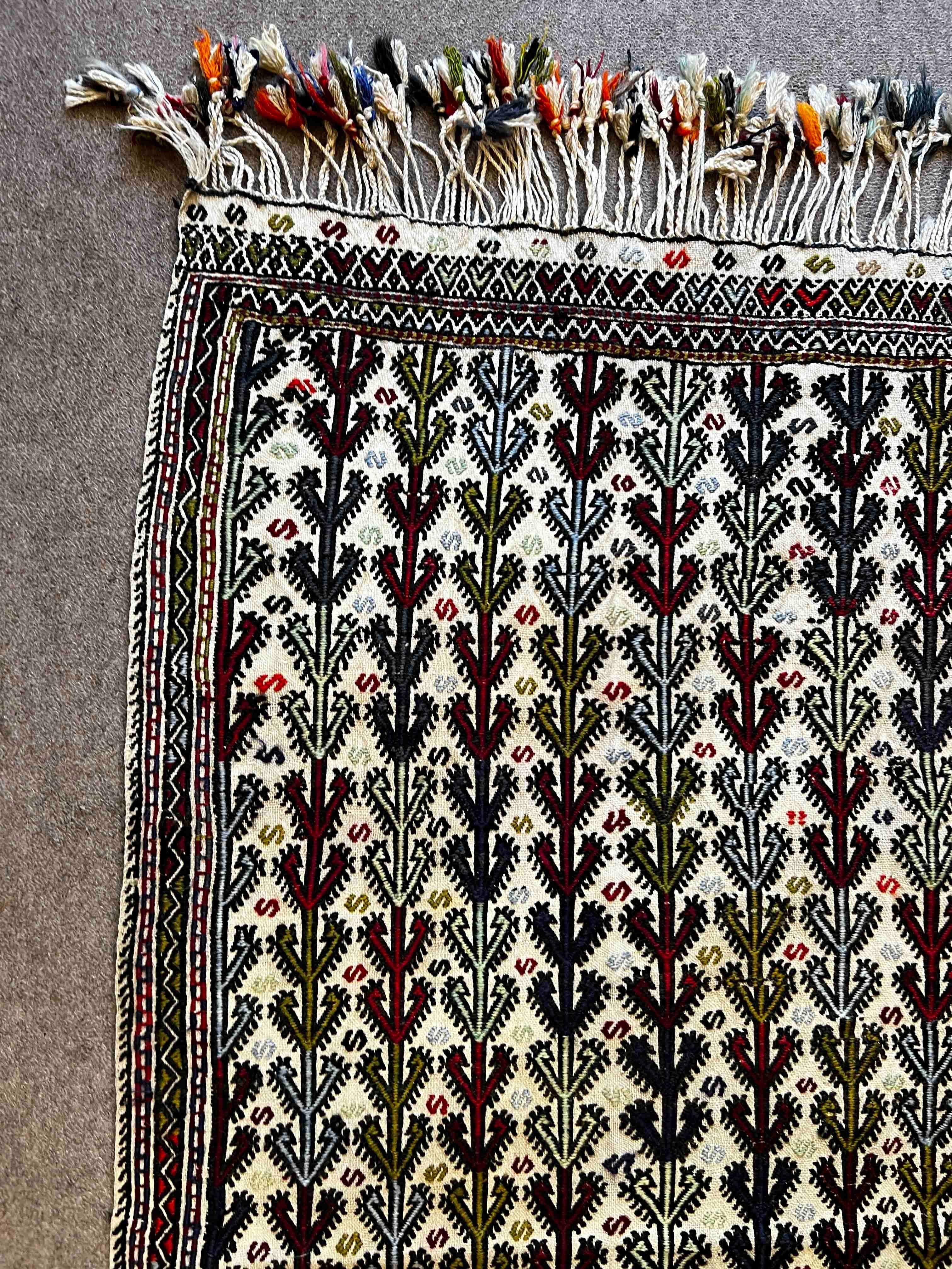 688 - Tenture Kilim caucasienne, 19ème siècle - N° 688 en vente 3