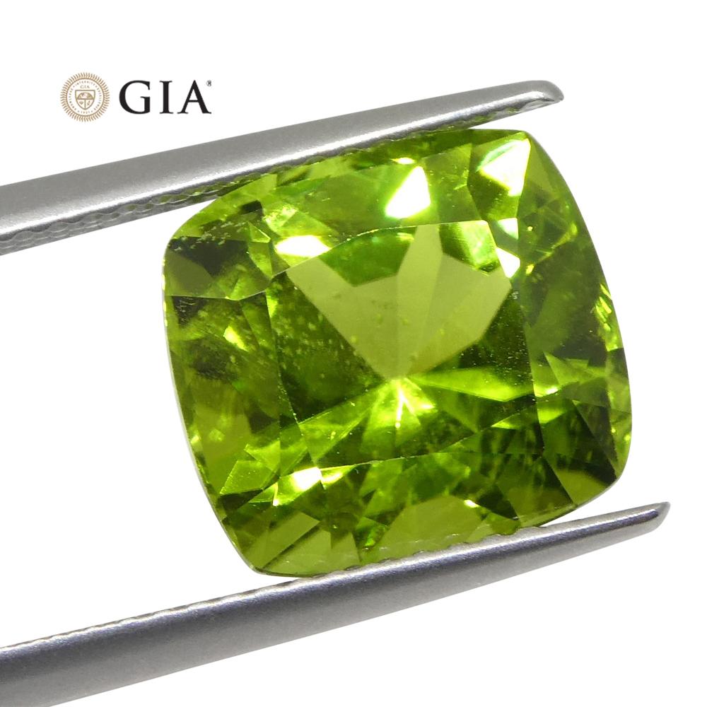 Brilliant Cut 6.88ct Cushion Yellowish Green Peridot GIA Certified For Sale