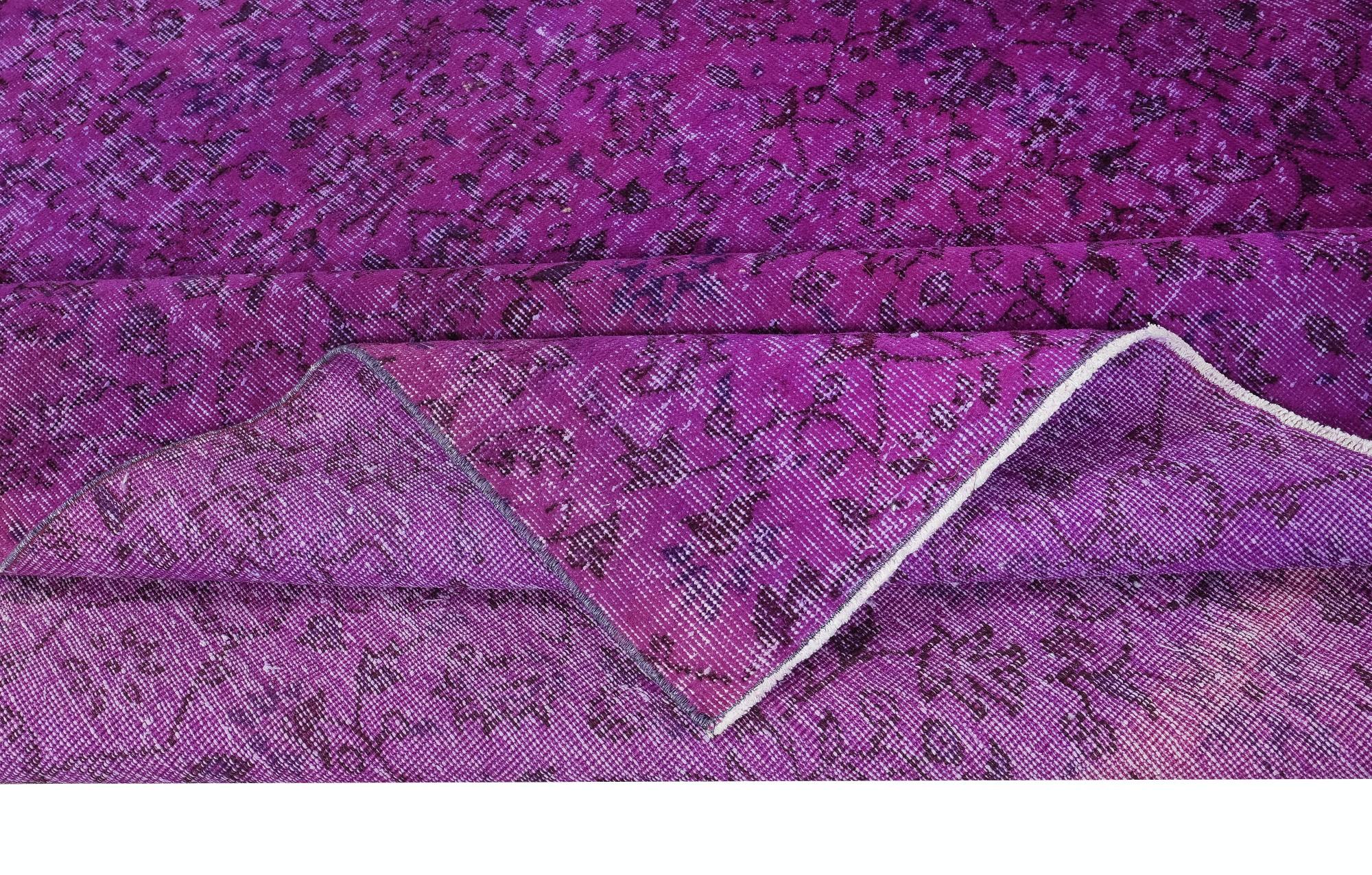 Hand-Woven 6.8x10 Ft Hand Made Floral Pattern Large Purple Rug. Ideal for Modern Interiors For Sale