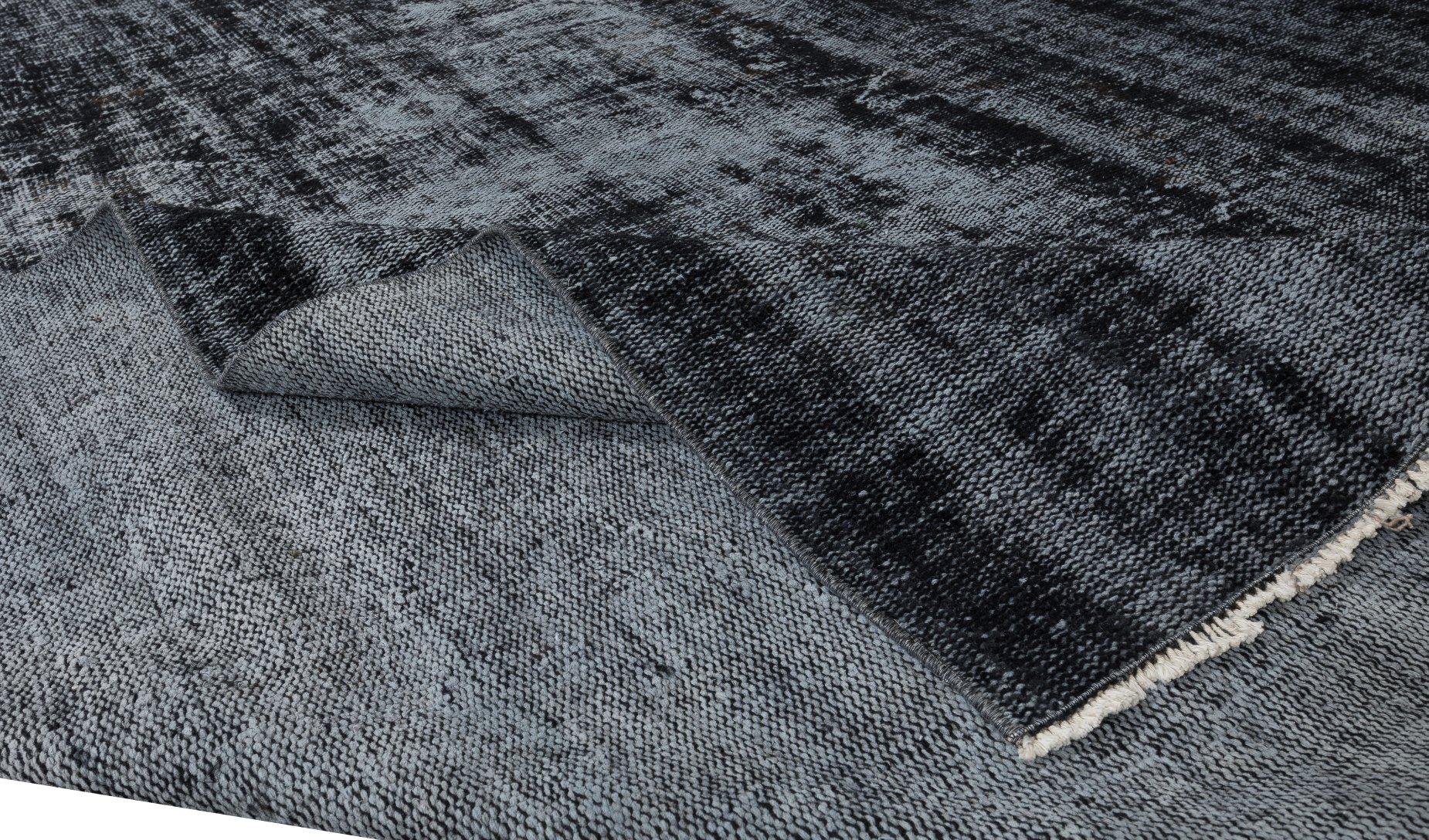 Hand-Woven 6.8x10 Ft Handmade Turkish Rug in Black for Modern Homes. Vintage Wool Carpet For Sale