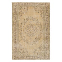 6.8x10 Ft Tappeto vintage unico nel suo genere, annodato a mano, in Oushak con colori tenui