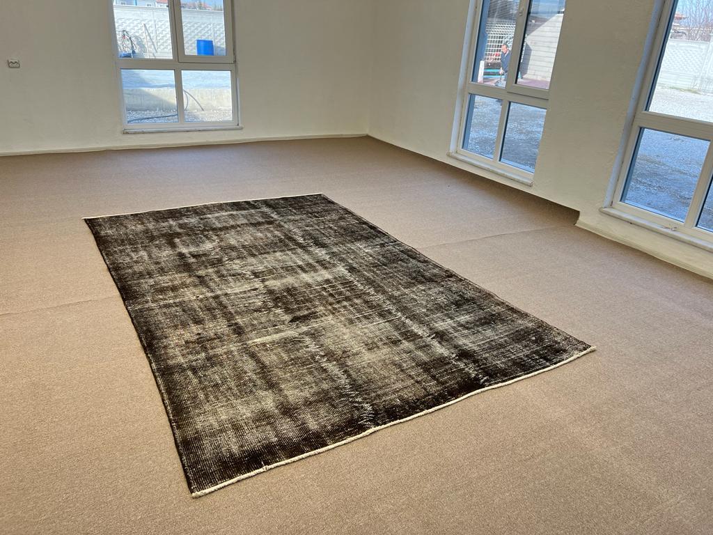 Modern 6.8x10.2 Ft Distressed Mid-20th Century Handmade Anatolian Rug Re-Dyed in Brown For Sale