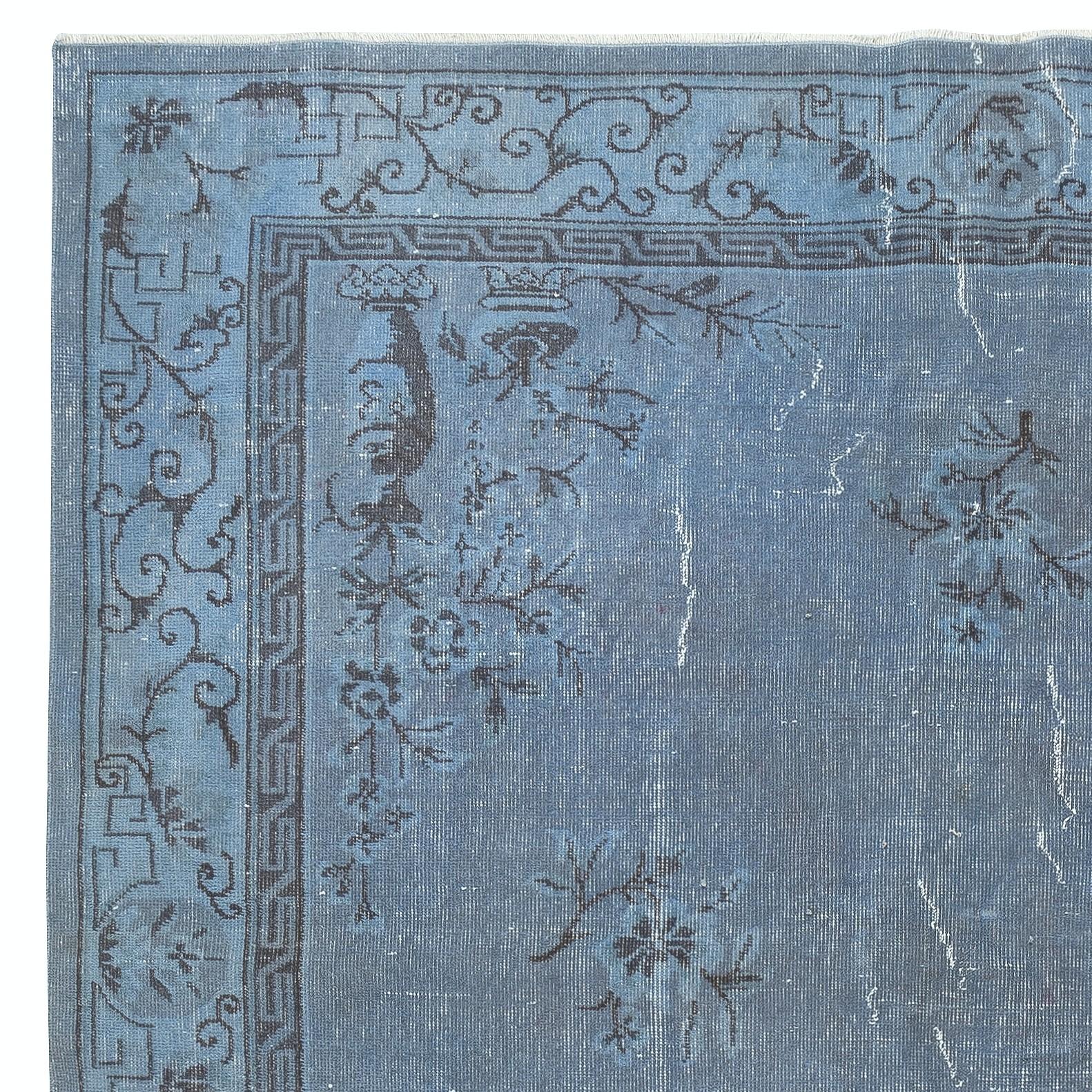 Turco Tappeto di lana blu con design Art Deco, Tappeto vintage fatto a mano in vendita