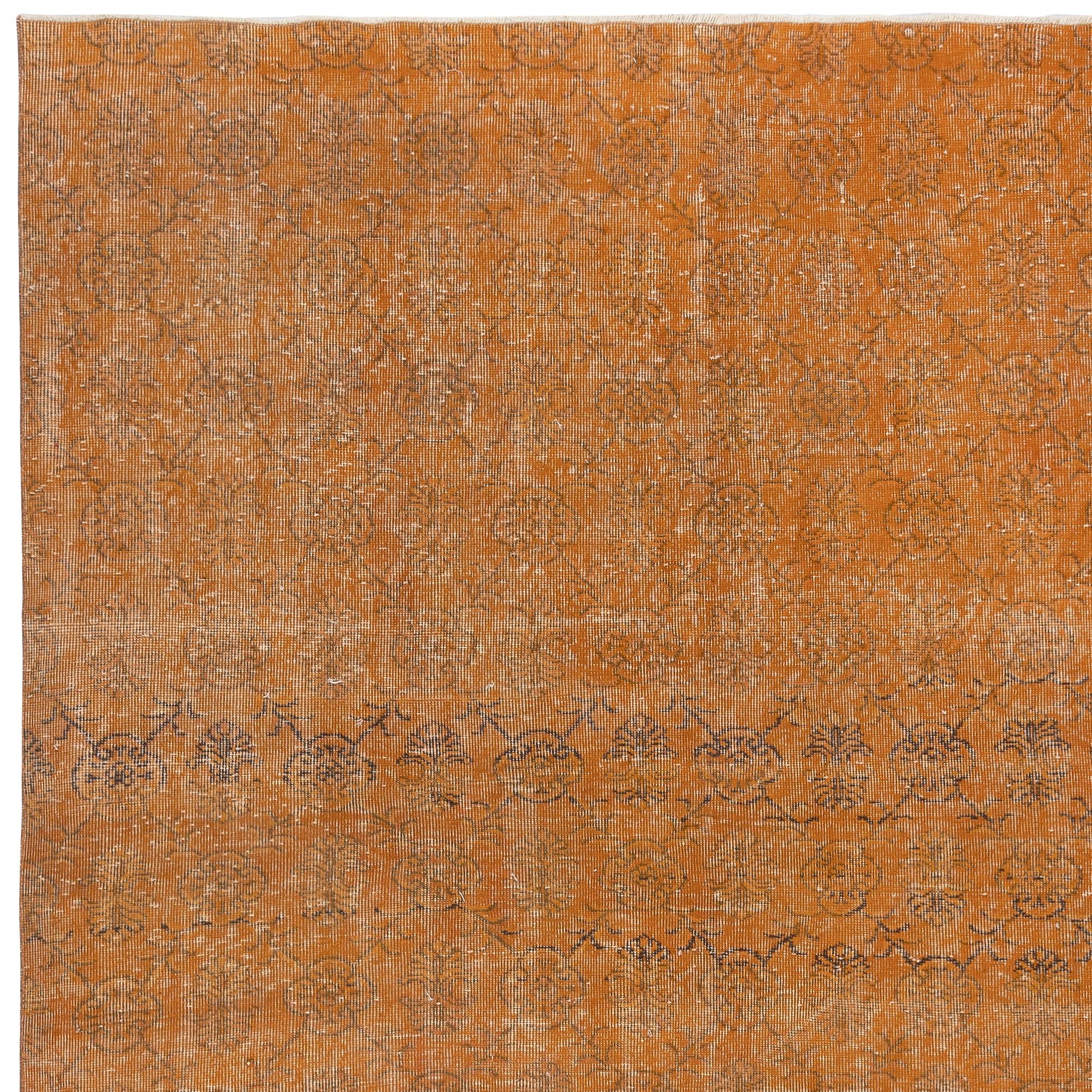 Alfombra Naranja Sobreteñida 6,8x10,3 Pies. Alfombra turca vintage hecha a mano para salón Anudado a mano en venta