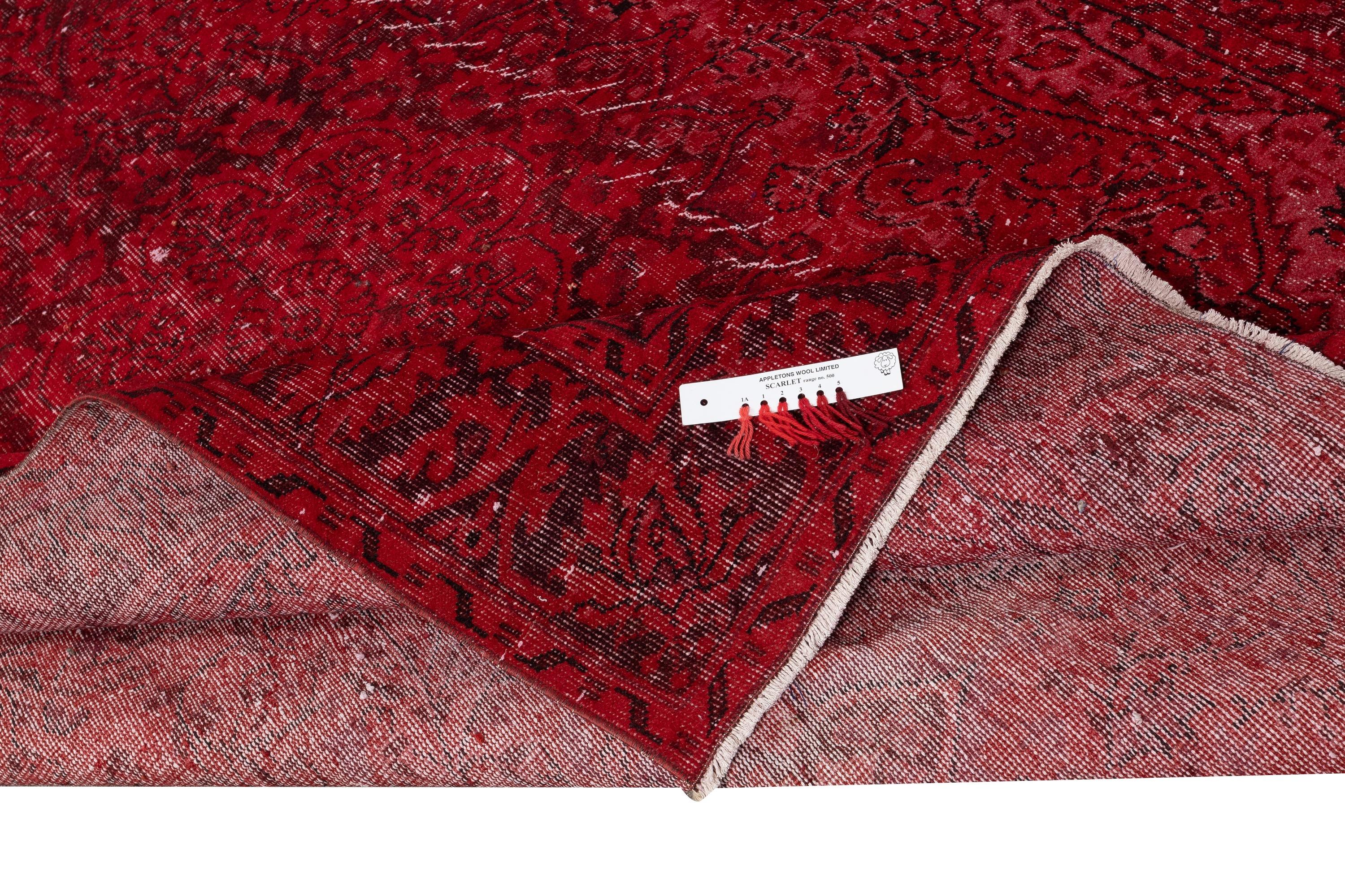 6.8x9.8 Ft Vintage handgefertigte türkische Teppich Overdyed in Rot für moderne Interieurs (Moderne) im Angebot