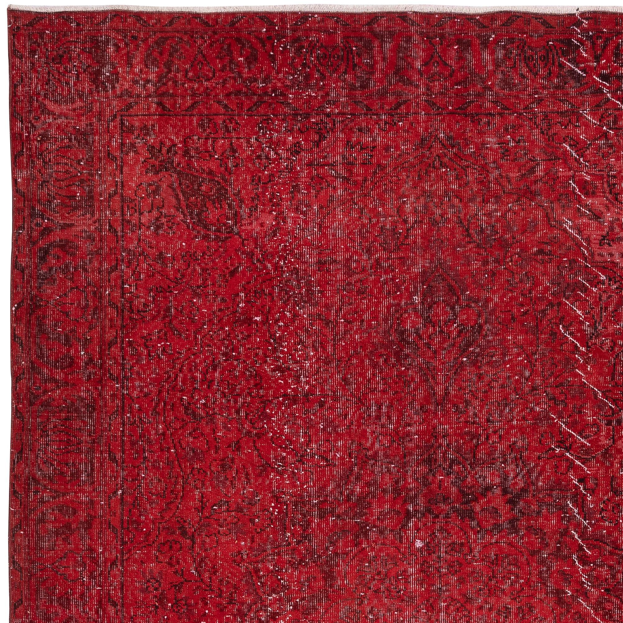 6.8x9.8 Ft Vintage handgefertigte türkische Teppich Overdyed in Rot für moderne Interieurs (Handgeknüpft) im Angebot