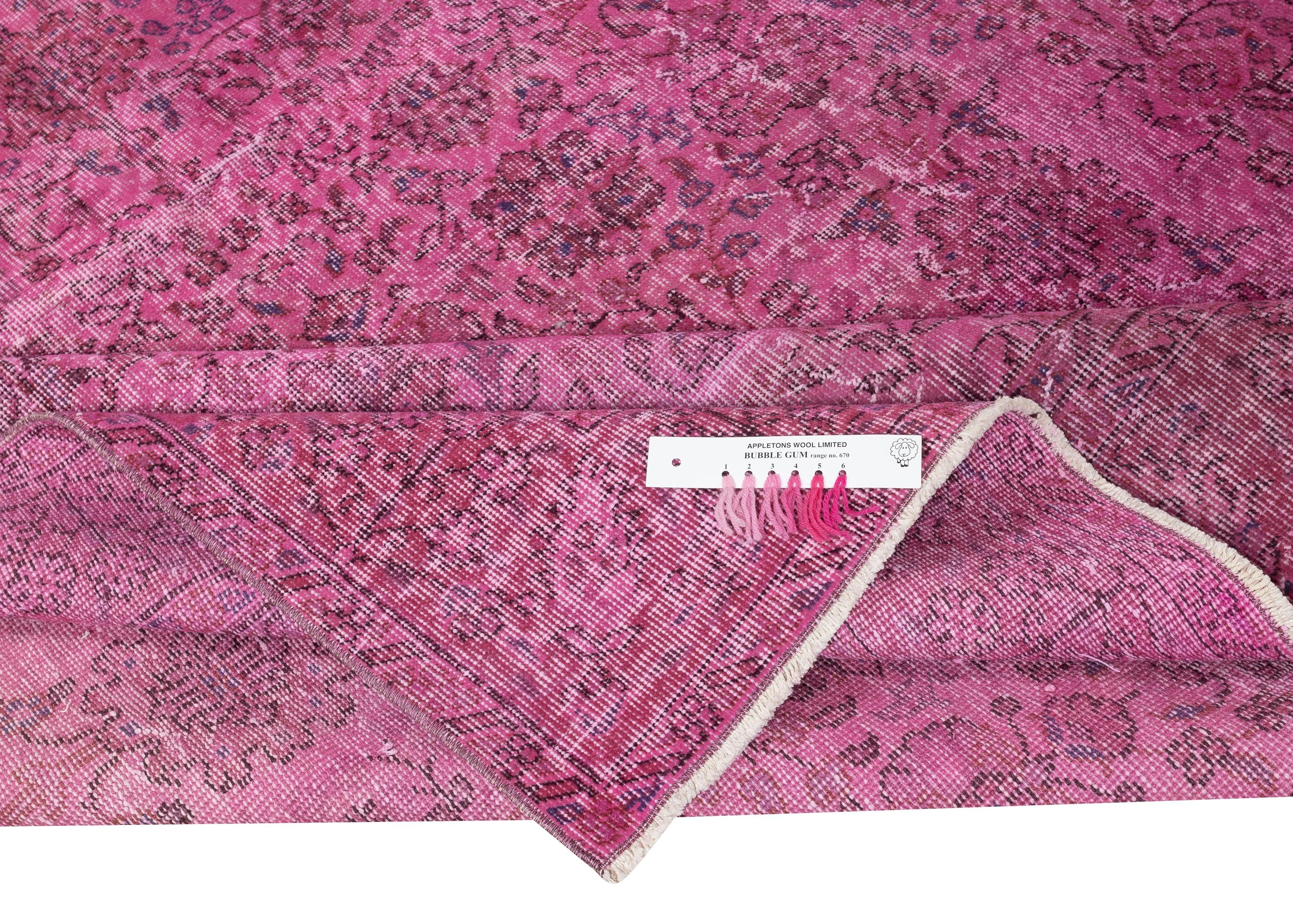 6.8x9.8 Ft Vintage Handmade Türkisch Teppich Redyed in Rosa für moderne Interieurs (Moderne) im Angebot