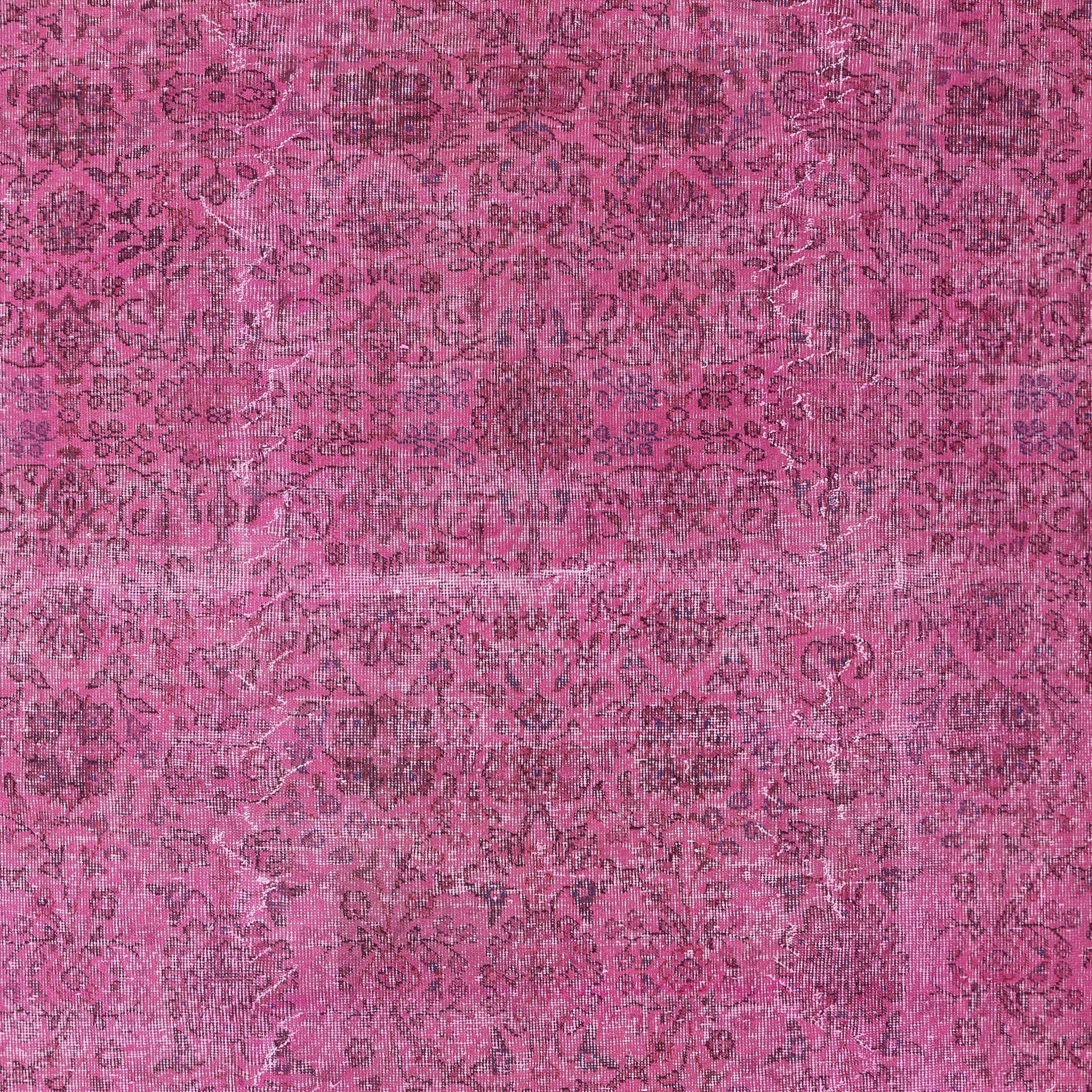 6.8x9.8 Ft Vintage Handmade Türkisch Teppich Redyed in Rosa für moderne Interieurs (Handgeknüpft) im Angebot