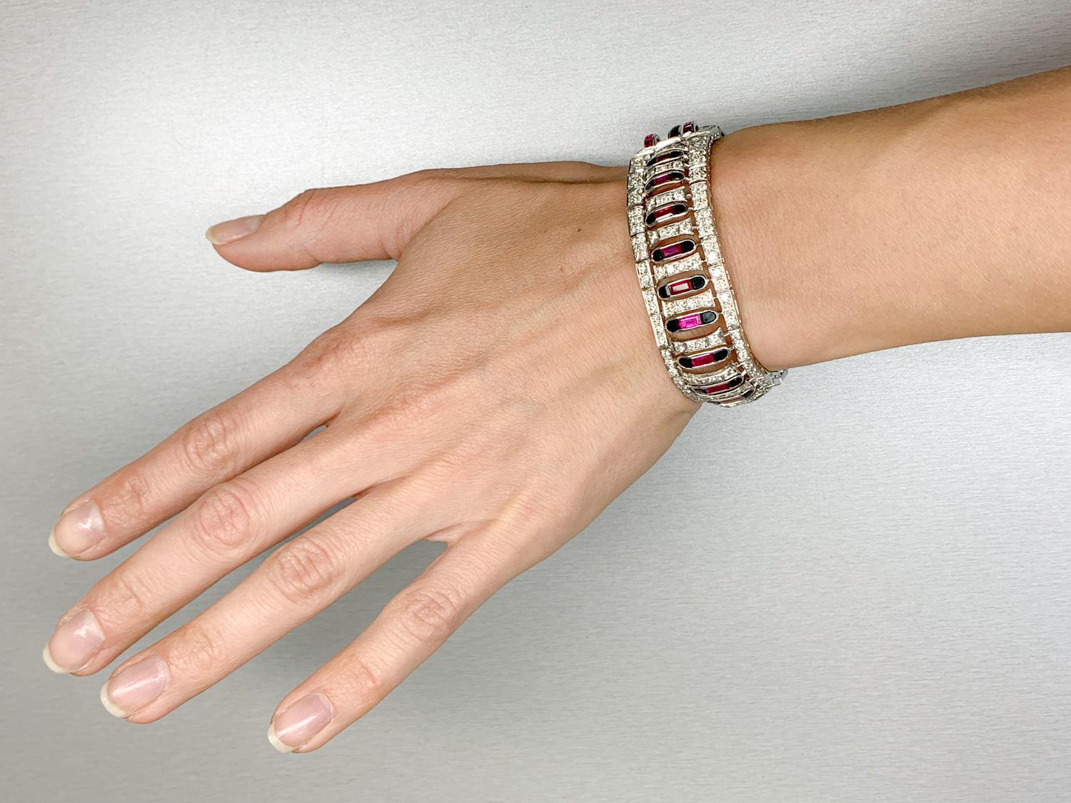 6.9 Carat Diamond and Ruby Art Deco Bracelet 4