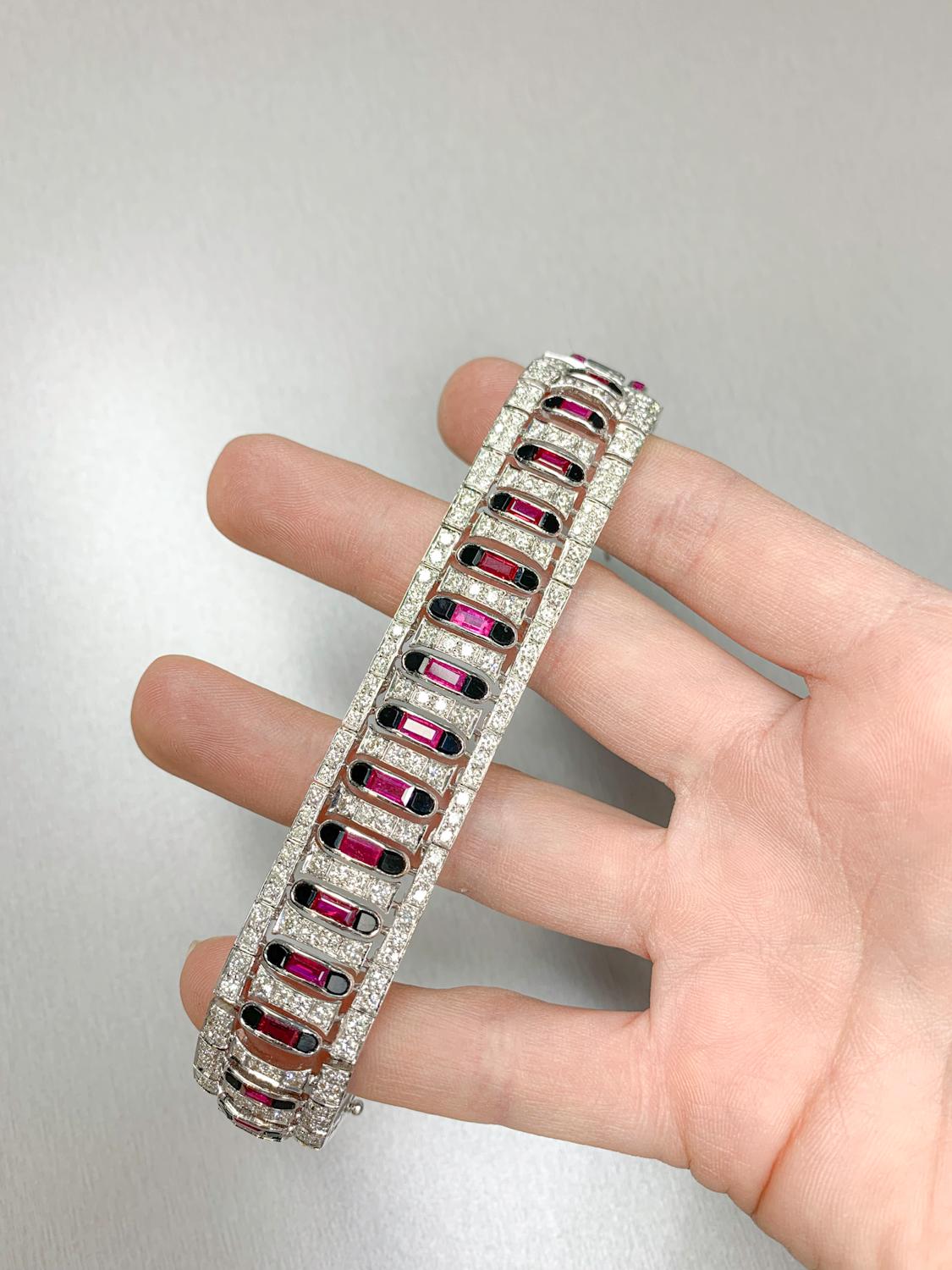6.9 Carat Diamond and Ruby Art Deco Bracelet 1