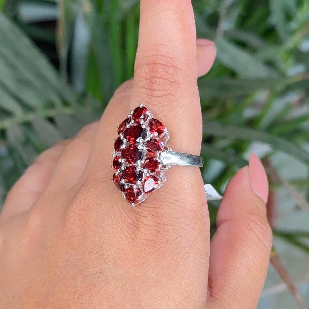 For Sale:  6.9 Carat Garnet Vertical Cocktail Ring for Women Gift in 925 Silve 4