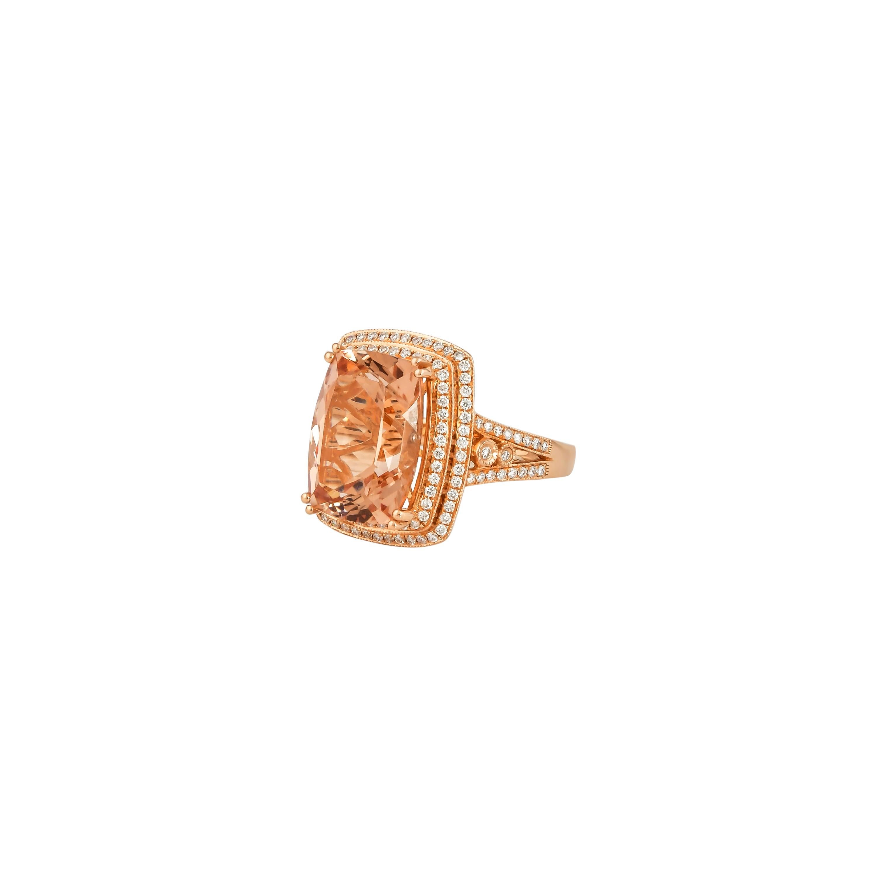 Contemporary 6.9 Carat Morganite and Diamond Ring in 18 Karat Rose Gold For Sale