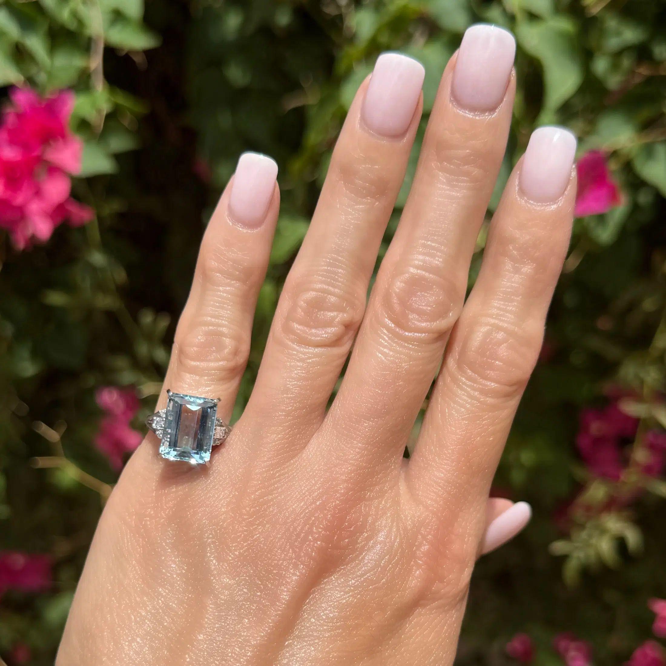 6,90 Karat Aquamarin und Diamant Platin Vintage Solitär Cocktail Ring (Art déco) im Angebot